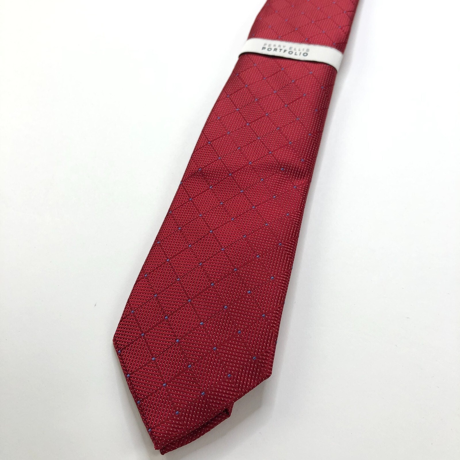 Perry Ellis Portfolio NEW Red 100% Polyester Neck Tie Geometric 2.75 In /58-in
