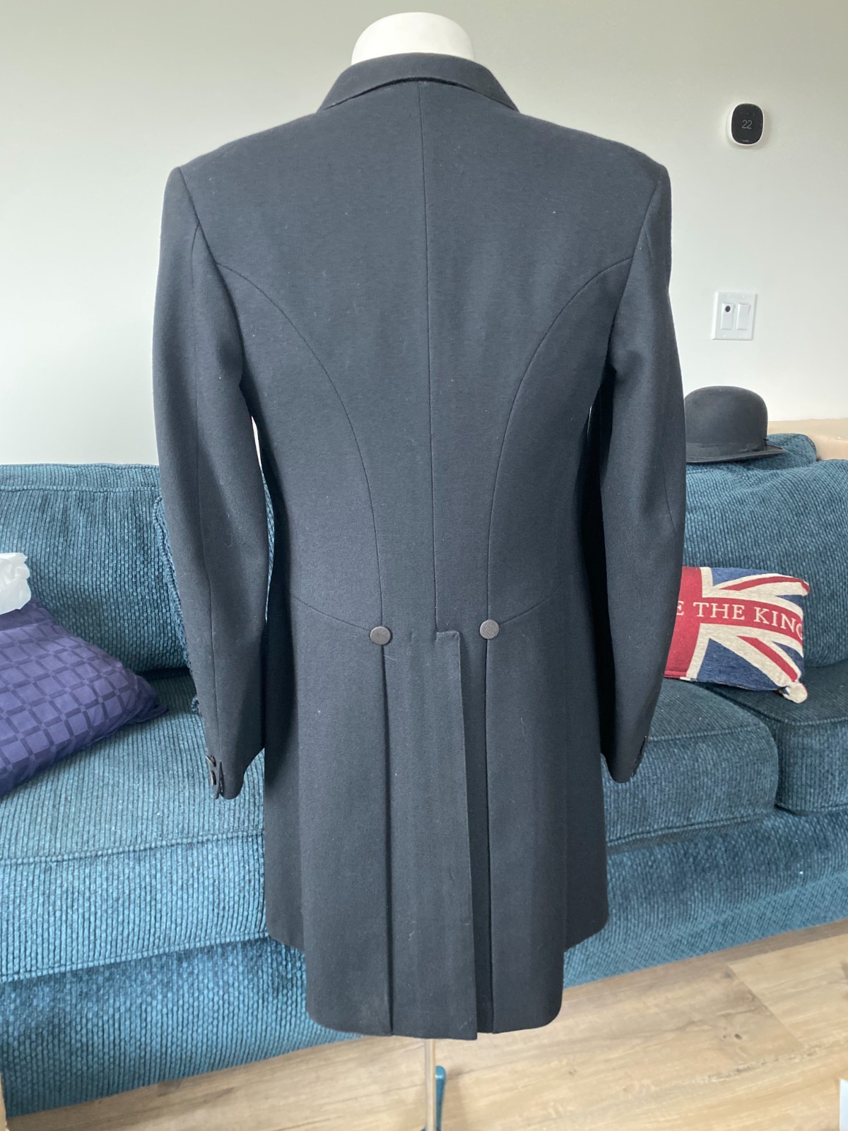 Men’s Black 1902 Dated Edwardian Antique Cut-Away Coat