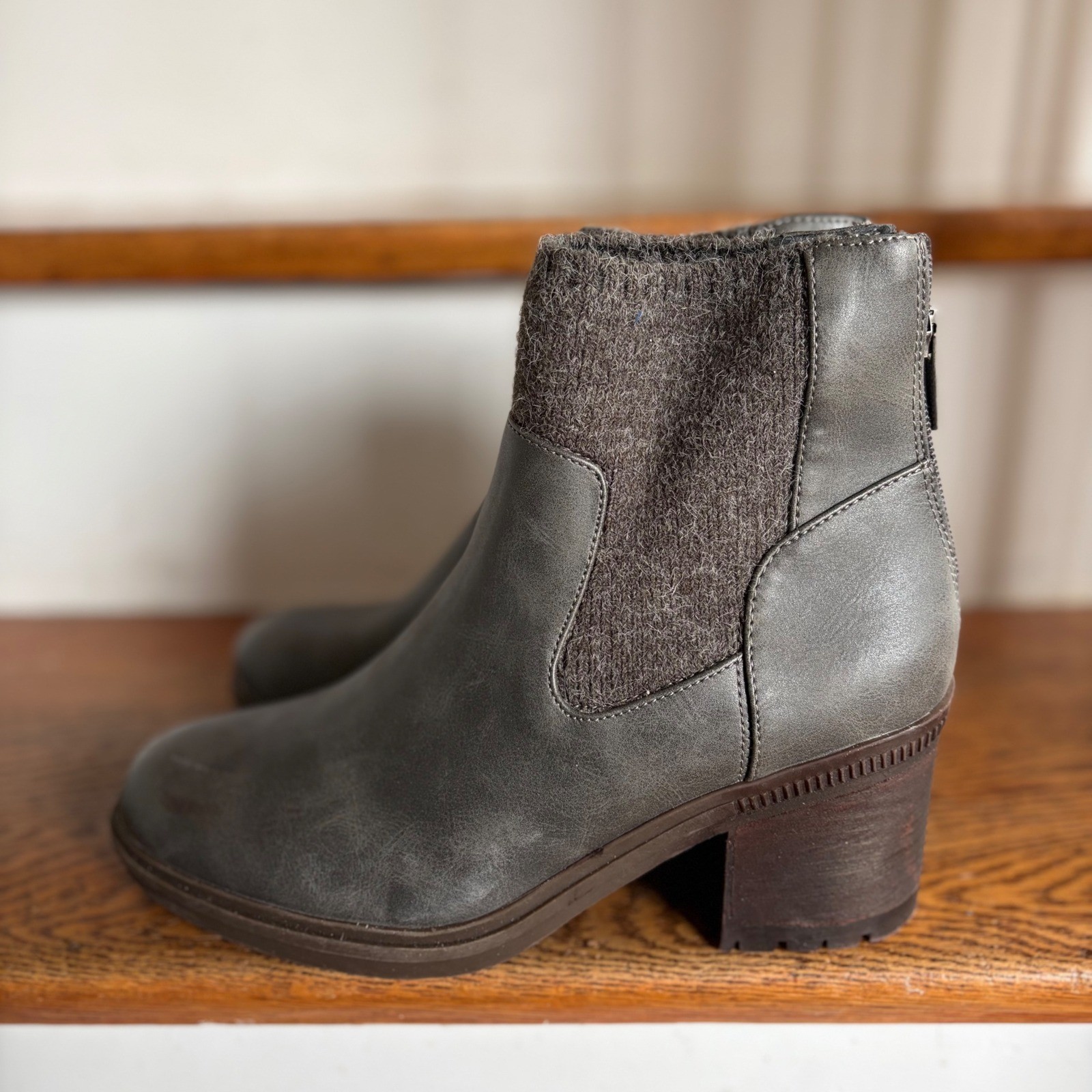 Buckle Gray Knit Panel Ankle Boots Block Heel Back Zip Size 9 NEW No Box