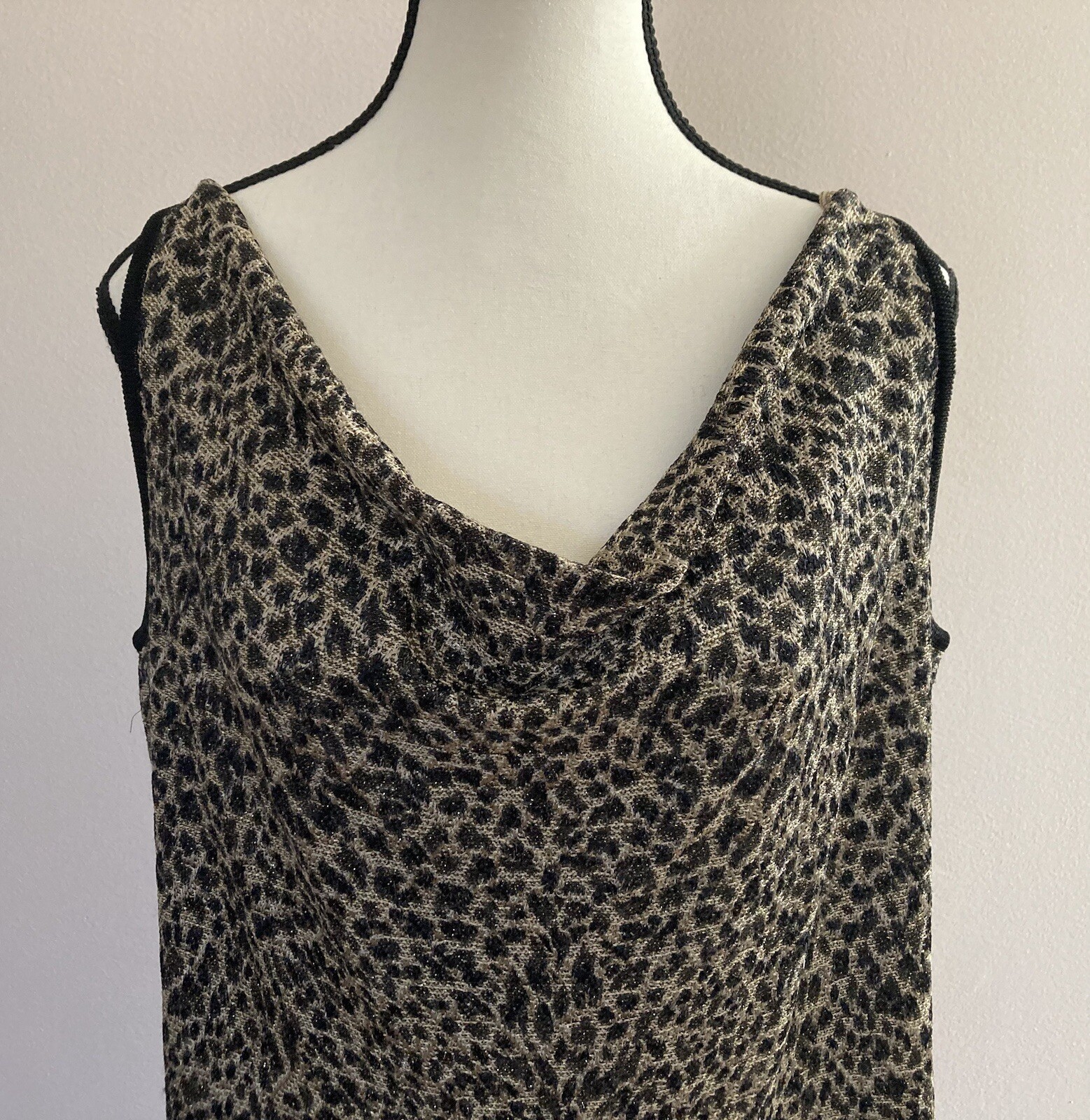 ST. JOHN Boutiques Animal Print Gold Metallic Knitted Tank Top Women’s Size M