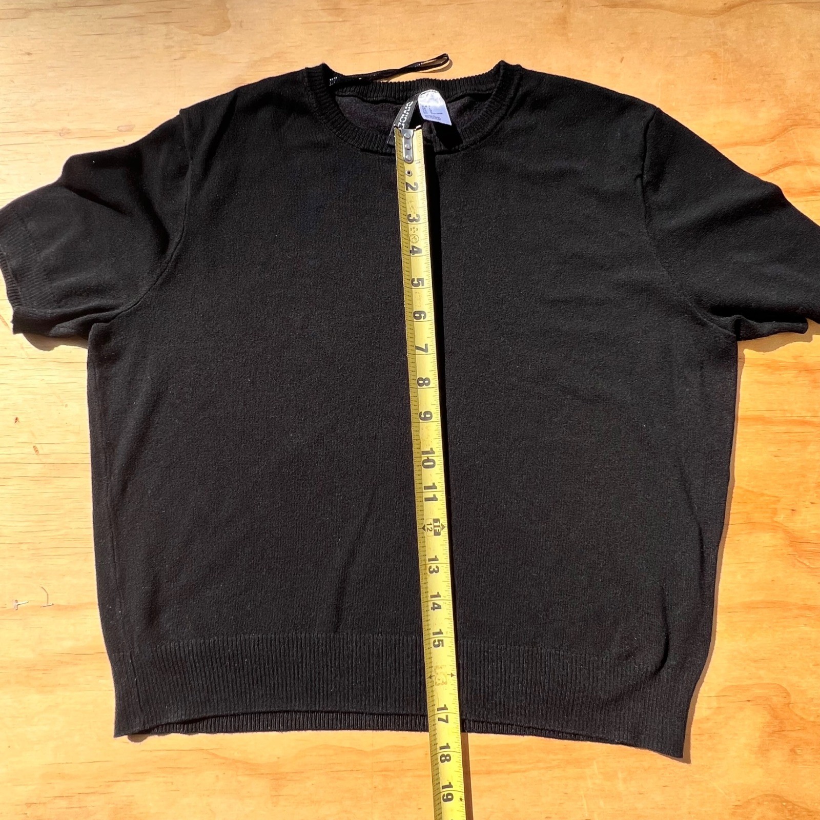 H&M Divided Mens Large Black Short Sleeve Knit Crewneck Sweater Minimalist Top