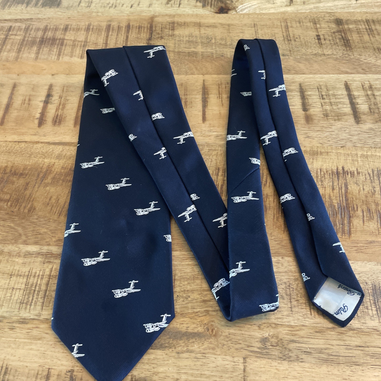 Vintage G. L. Harvale & Co. Polyester Airplane NAVY Palm Beach 55″ x 4″ Tie