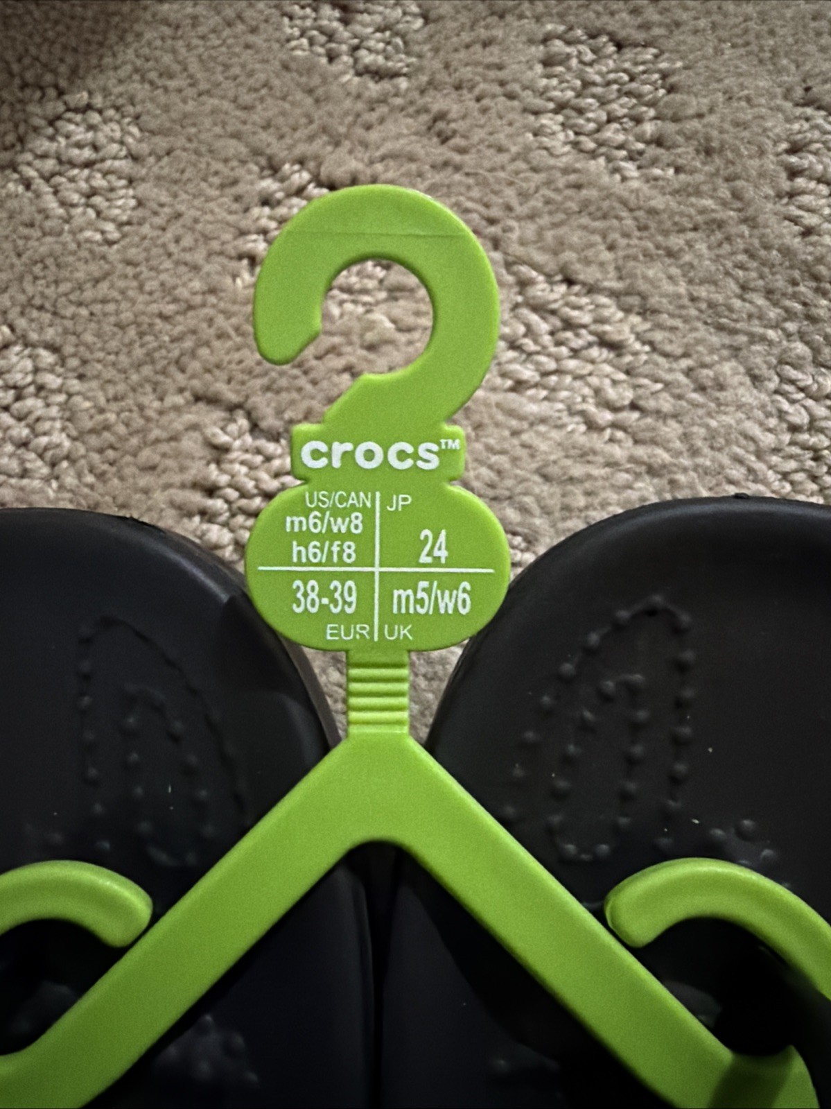 Crocs Baya II Flip Black Flip Flop Slippers. Unisex. Size 8WMN/6MEN. NWT!