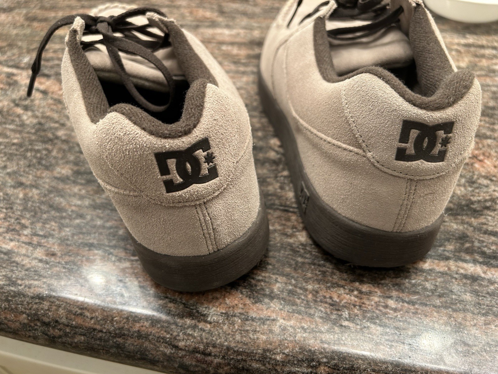Rare Vintage DC Mens Pre-owned Nice dvs
