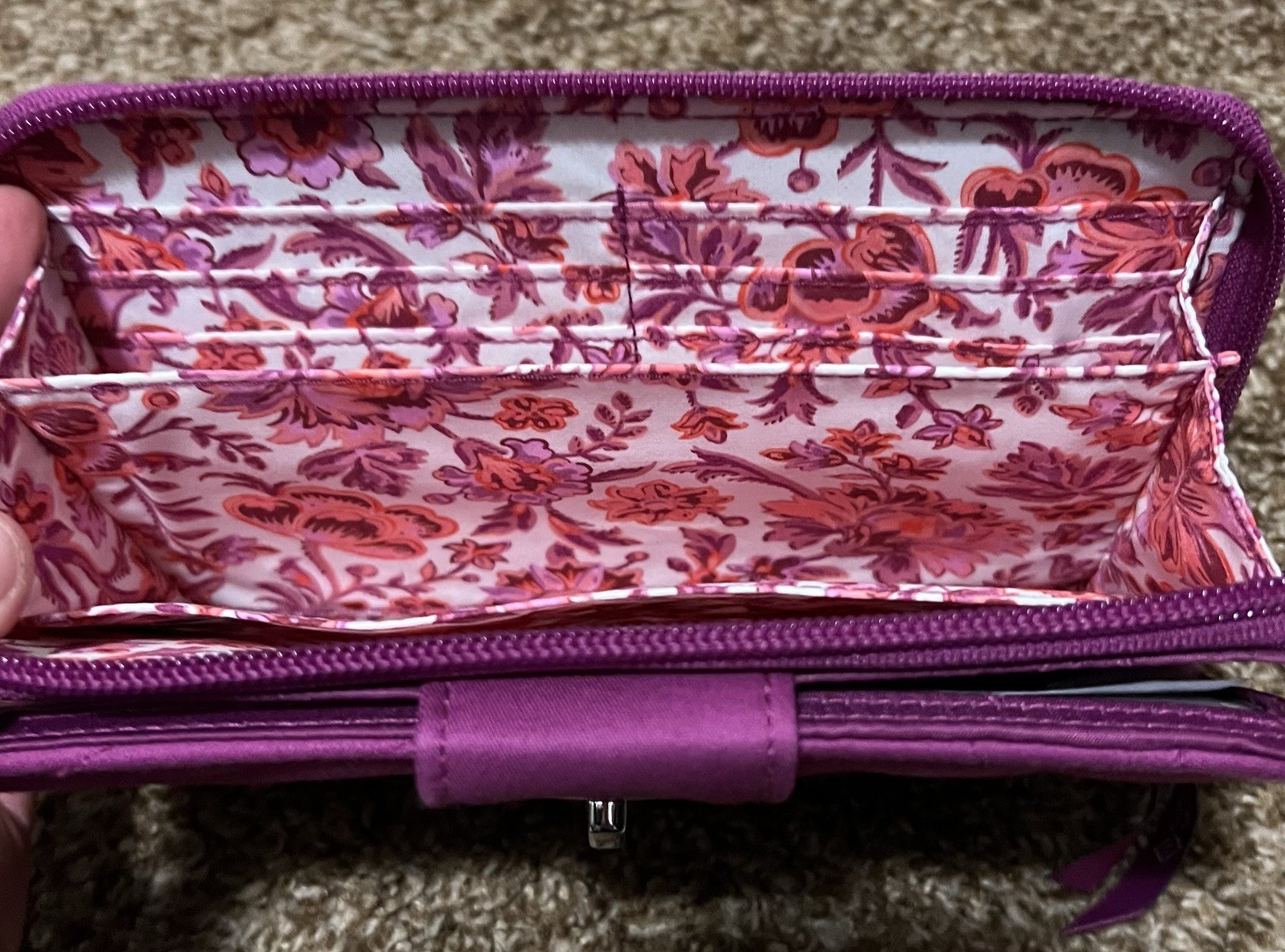 *NWT* Small Vera Tote and Turnlock Wallet in Dark Raspberry