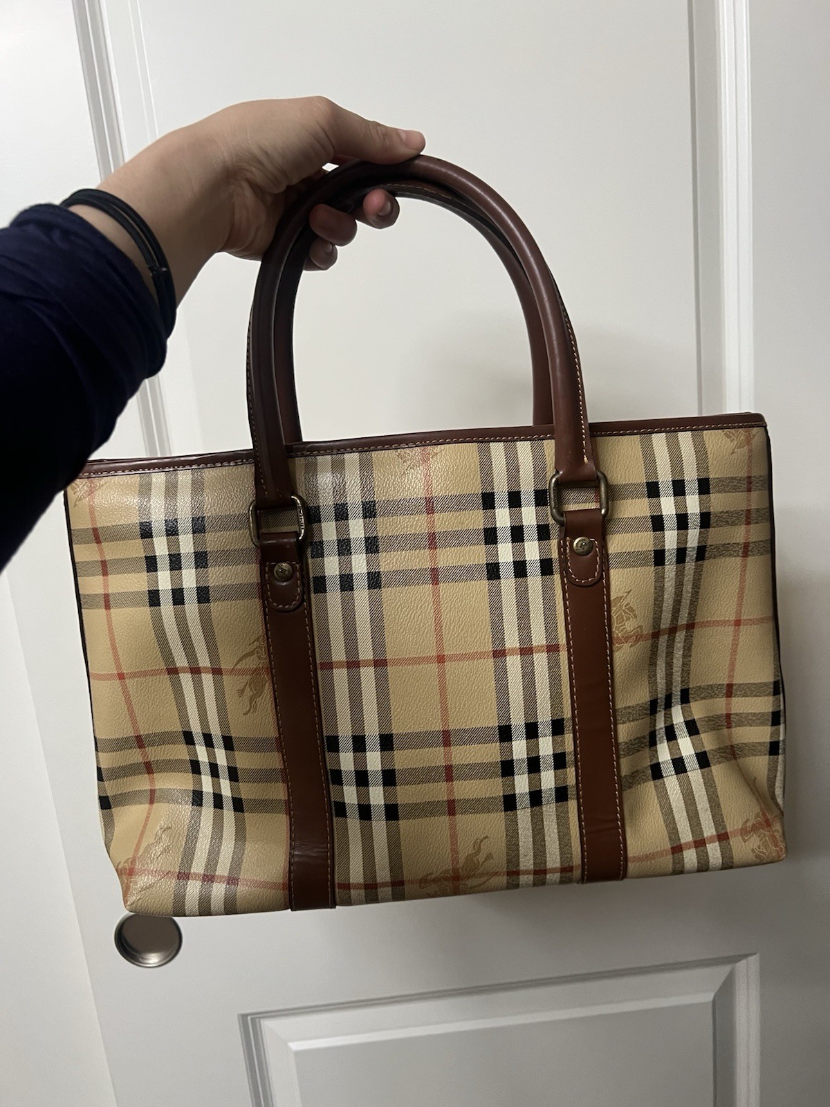 Burberry Beige Nova Check Tote Bag Brown Leather Double Handles Bottom Studs