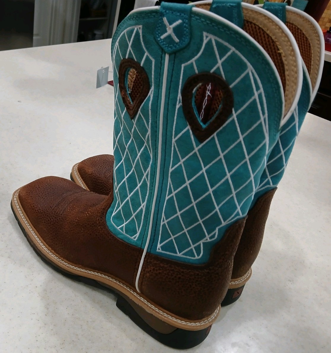Twisted X Steel Toe Boot Brown/Teal Mens Silze 11D Brand new with Tags.