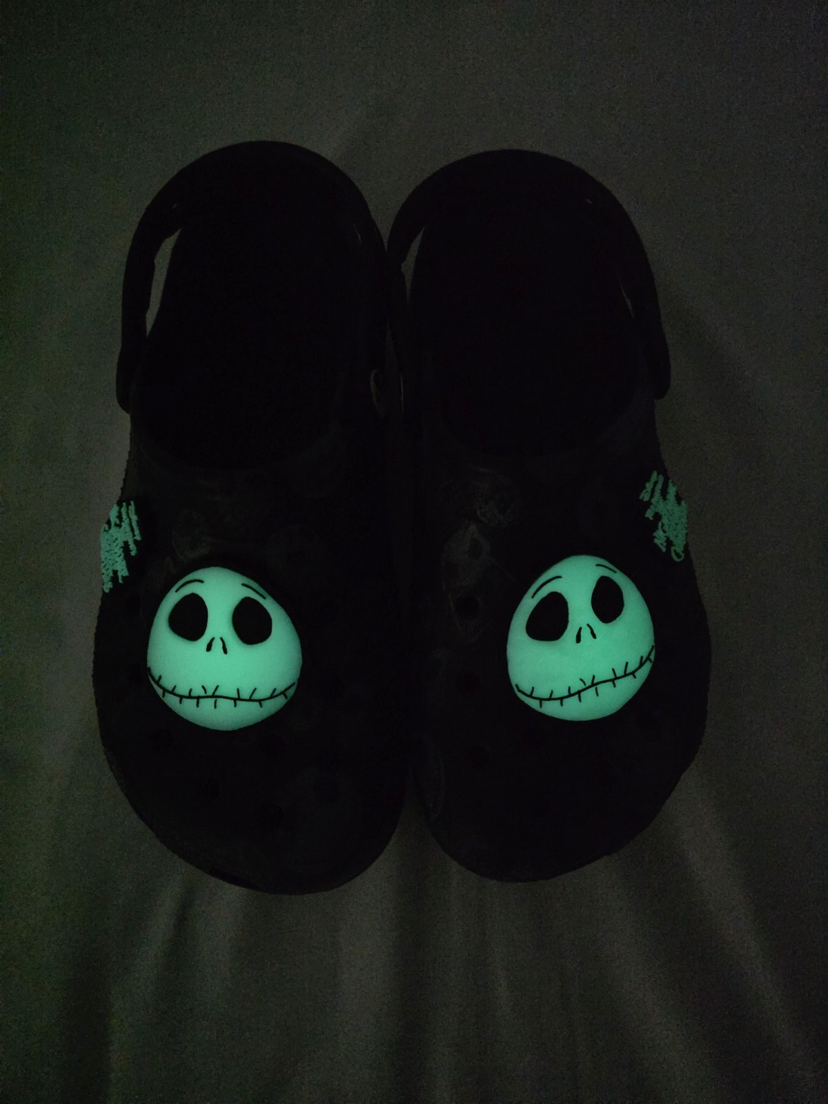 Crocs Disney’s Nightmare Before Christmas Jack Skellington Glow in the Dark W6M4