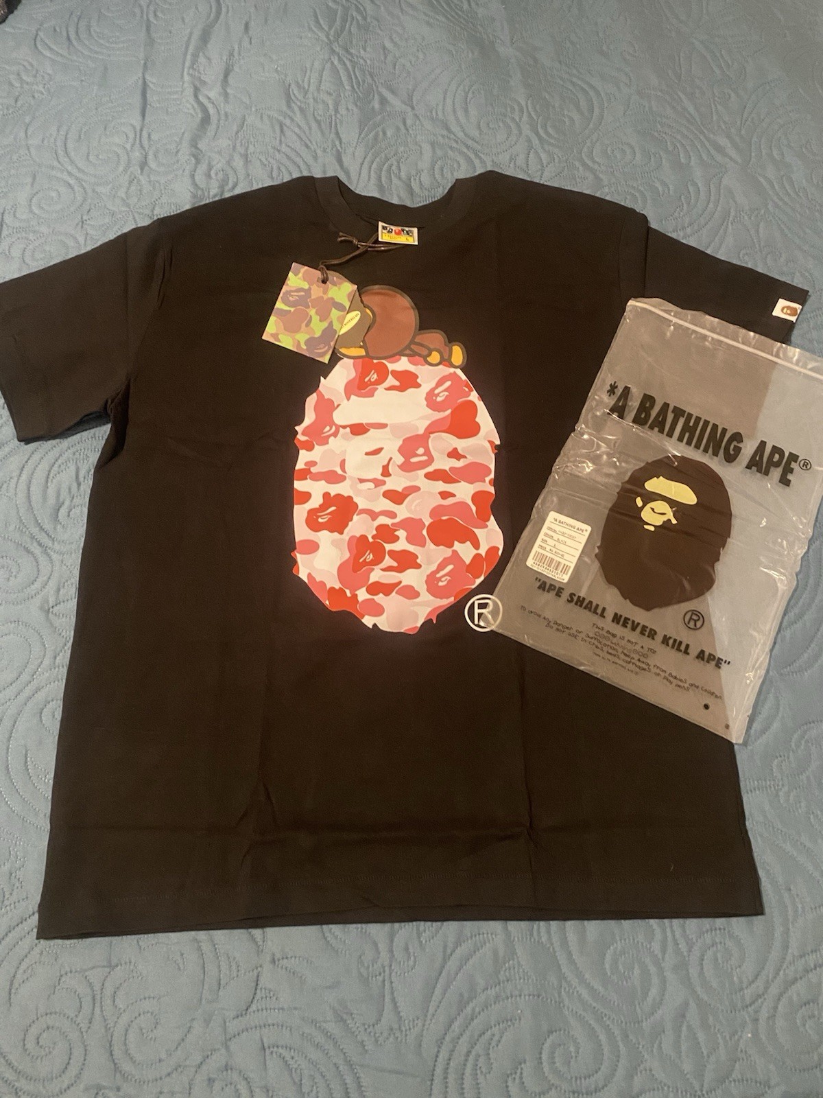 A Bathing Ape BAPE Men’s Black Graphic Logo Crew Neck T-Shirt Size M