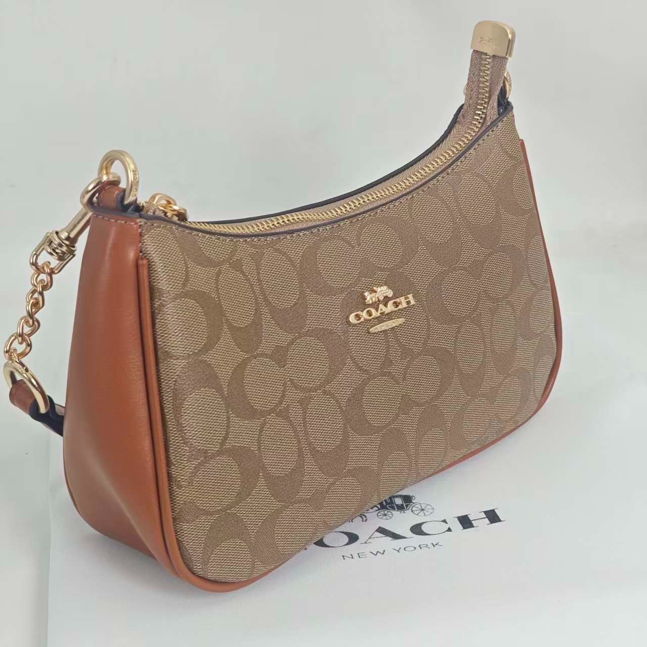 Coach Teri Brown Signature Canvas Shoulder Bag Women Everyday Purse