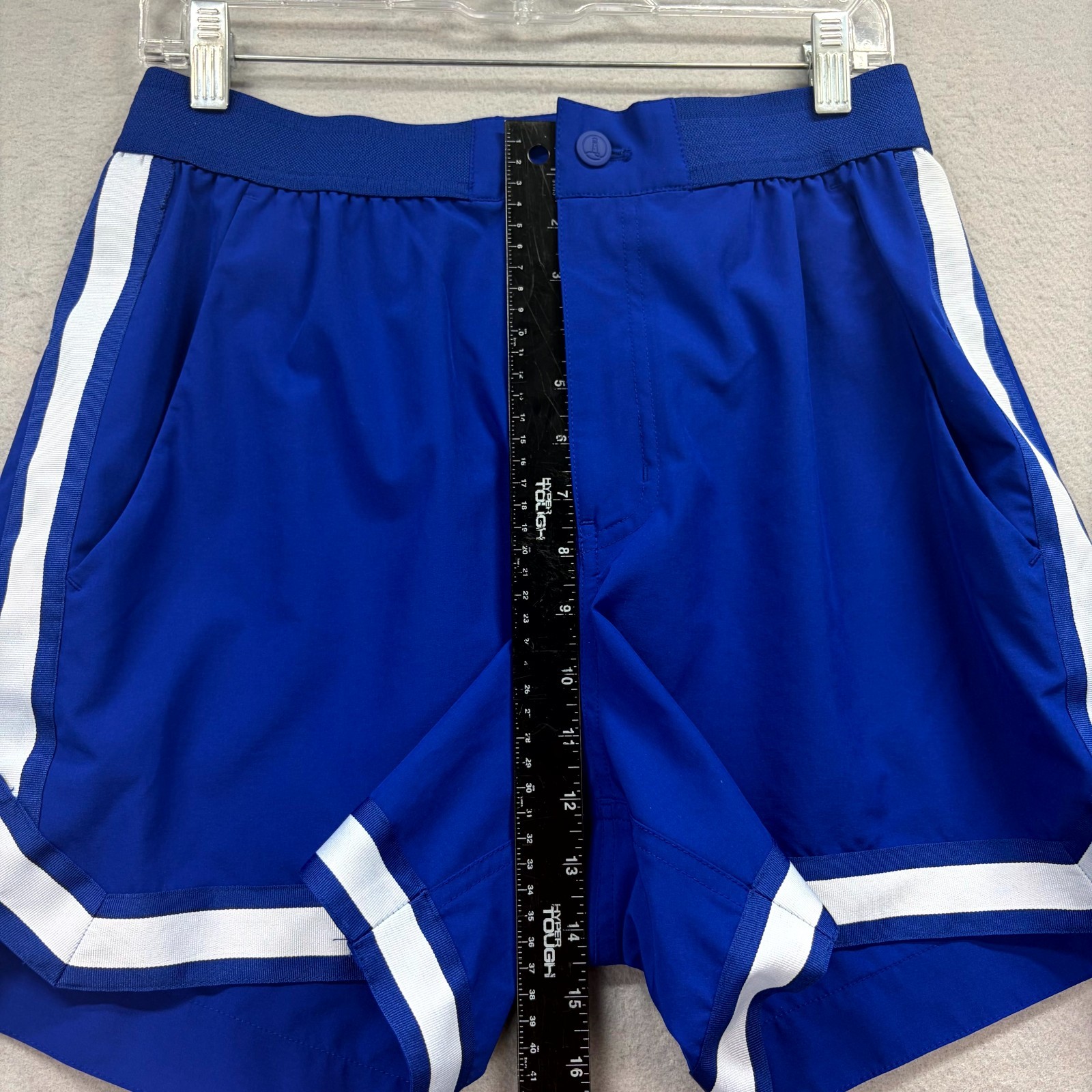 Lands’ End Shorts Mens M Blue Side Stripes Stretch Quick Dry Gym Running Board