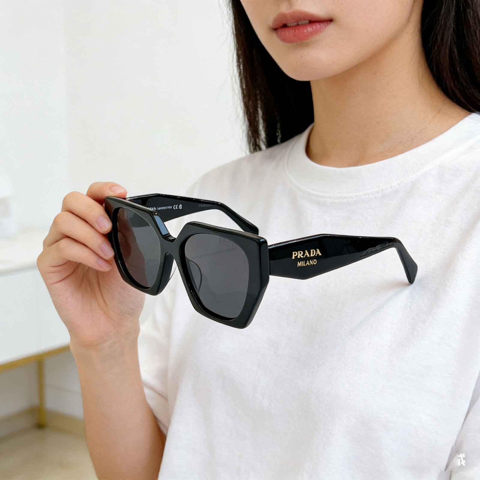 Prada PR 15WS Sunglasses Authentic Unisex Black Oversized Square UV400 w/ Box