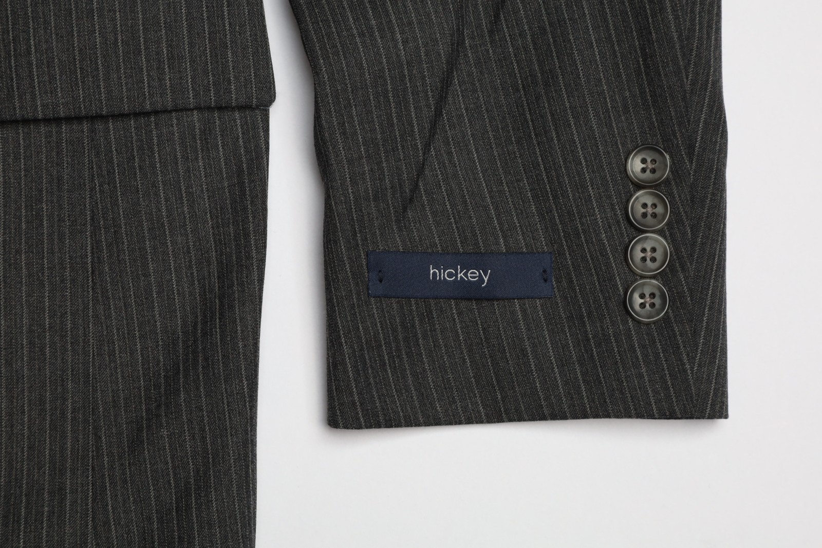 Hickey by Hickey Freeman Wool Suit Size 38 R x 32 W in Grey Stripe Pinstripe