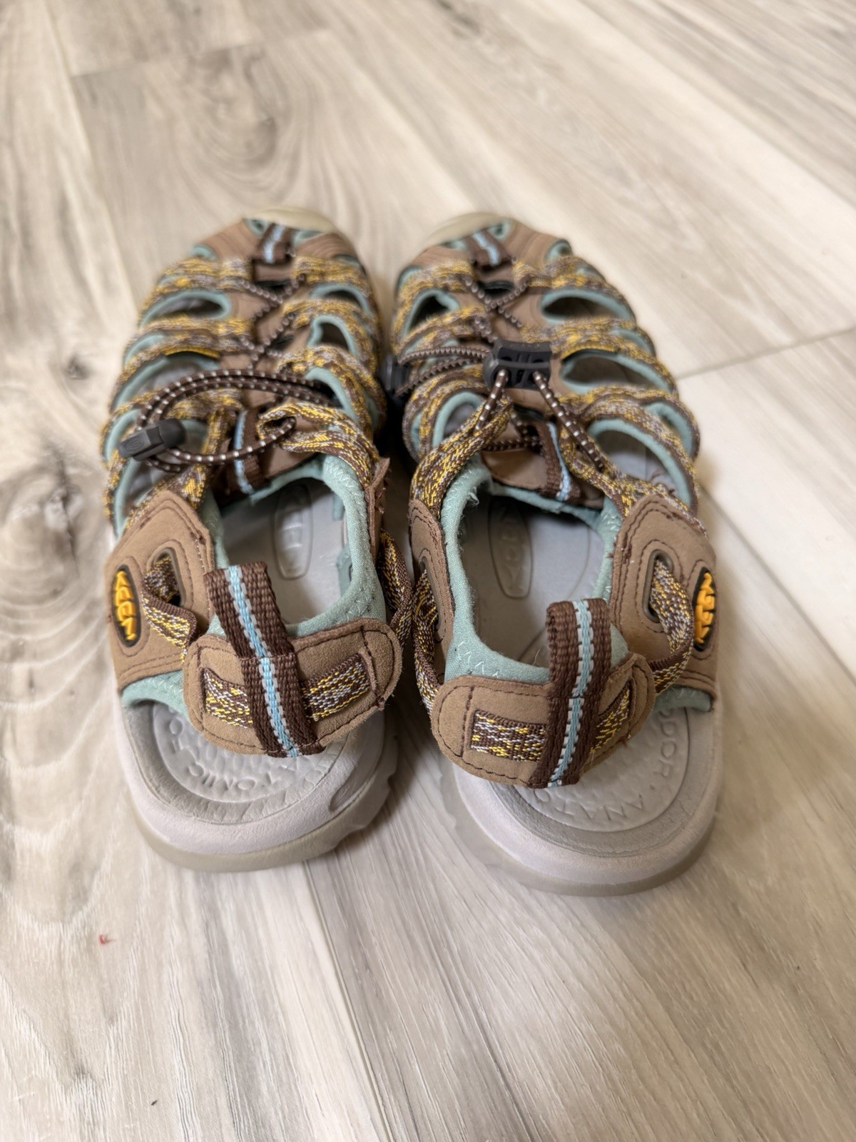 KEEN Women’s Strappy Lace-Up Adjustable Closed-Toe Sport Sandals 9.5