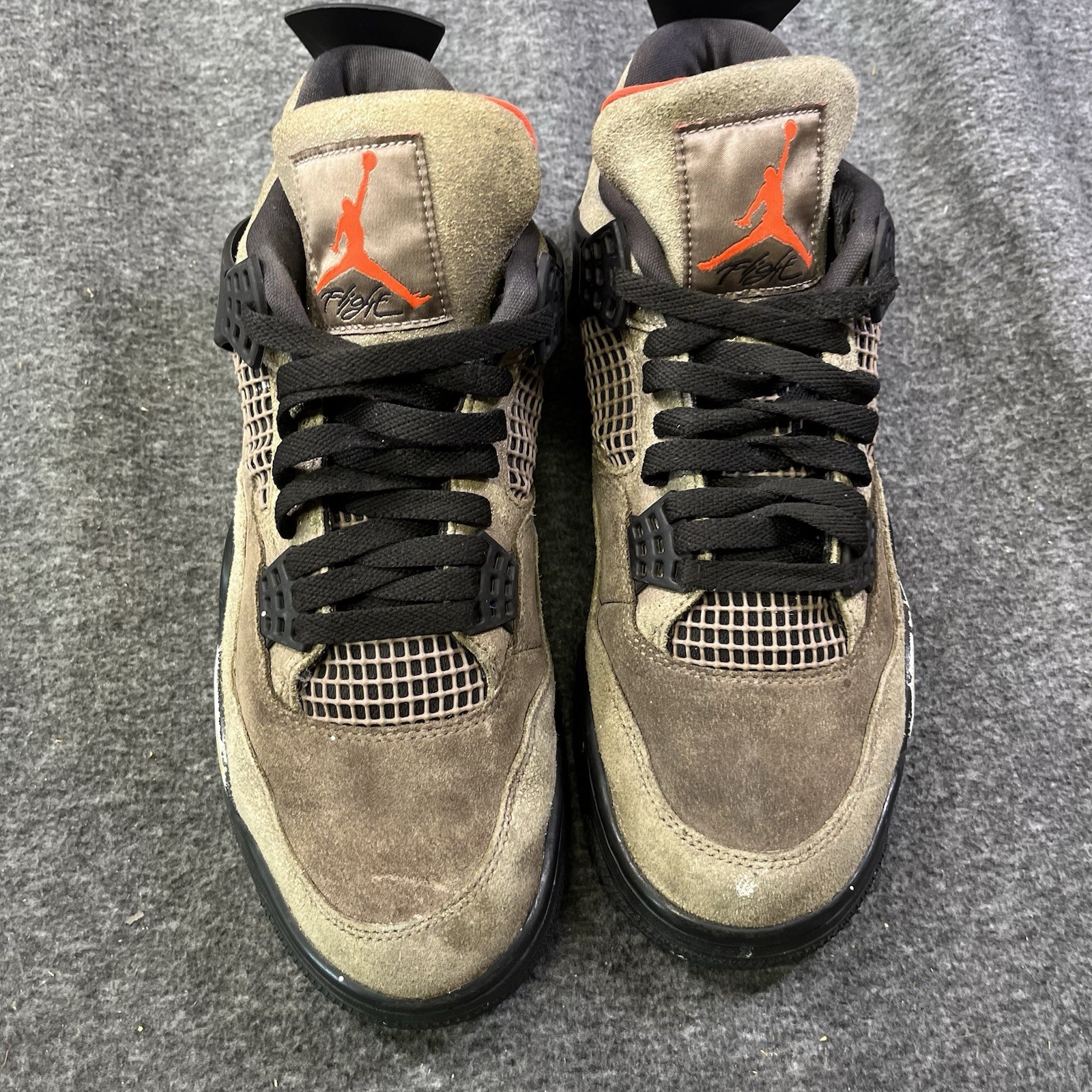 Air Jordan 4 Retro Taupe Haze Size 10 DB0732-200 2021