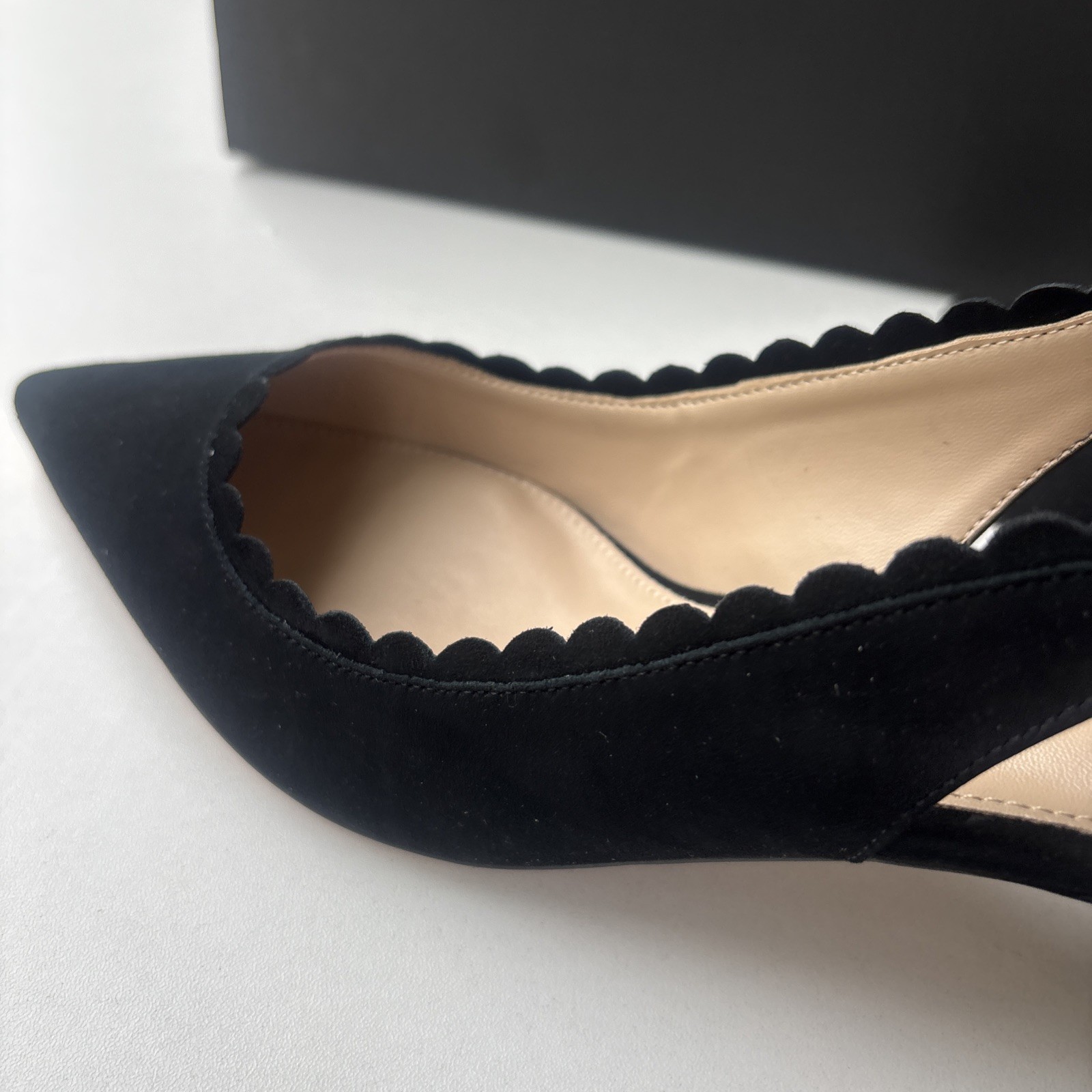 New Pelle Moda Kelsa Slingback Pump In Black Suede Women’s Size 8M