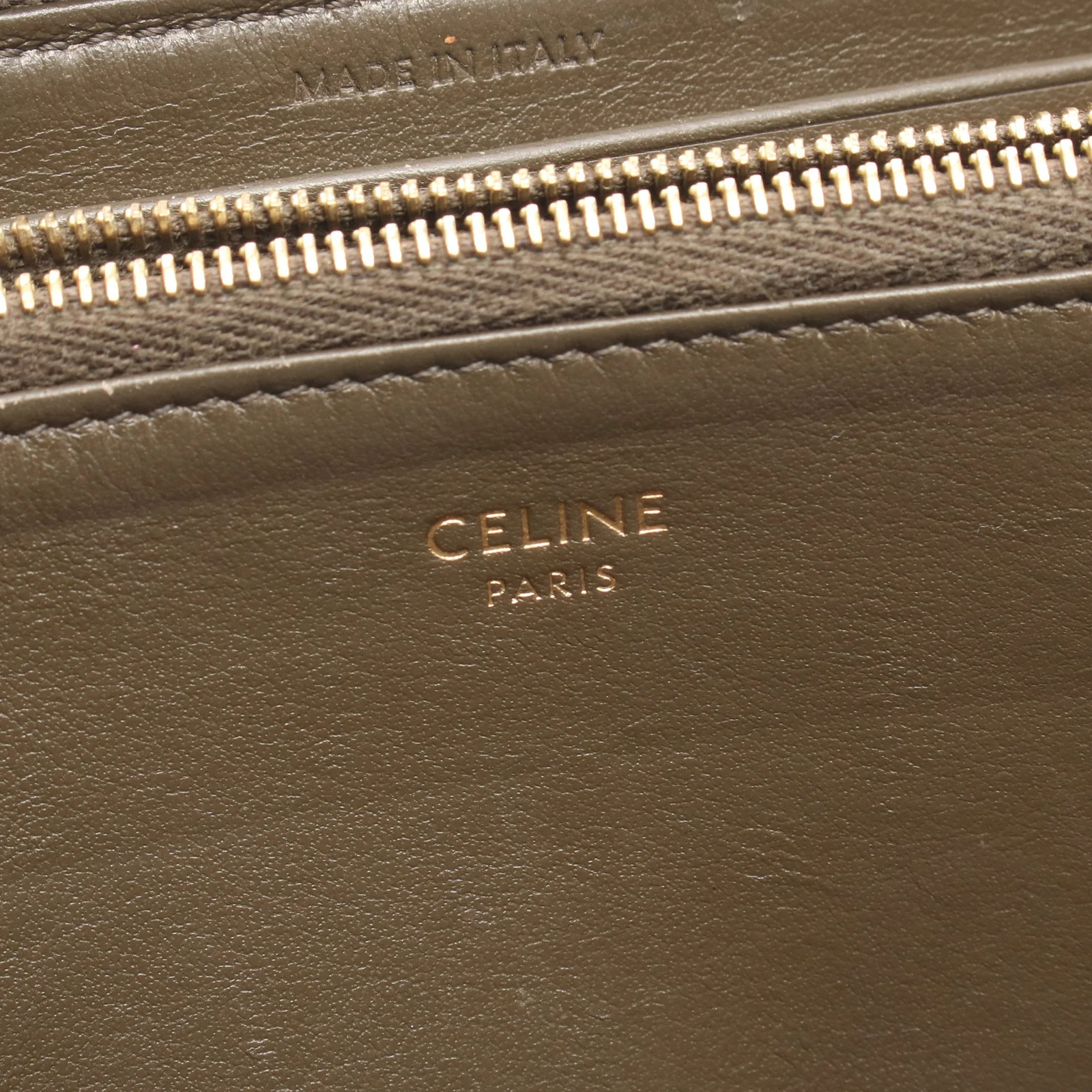 【Wallet】CELINE C Charm Large Zipped Wallet Round Zipper Long Quilted Leather,