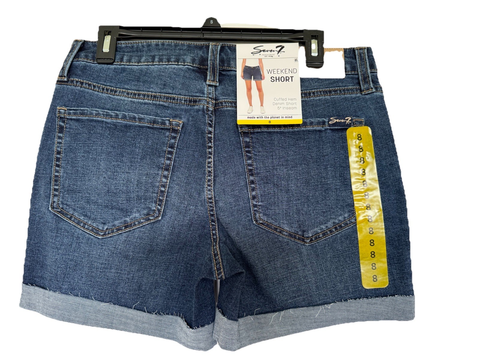 NWT Seven7 Women’s Denim Slim Fit Weekend Short Size 8