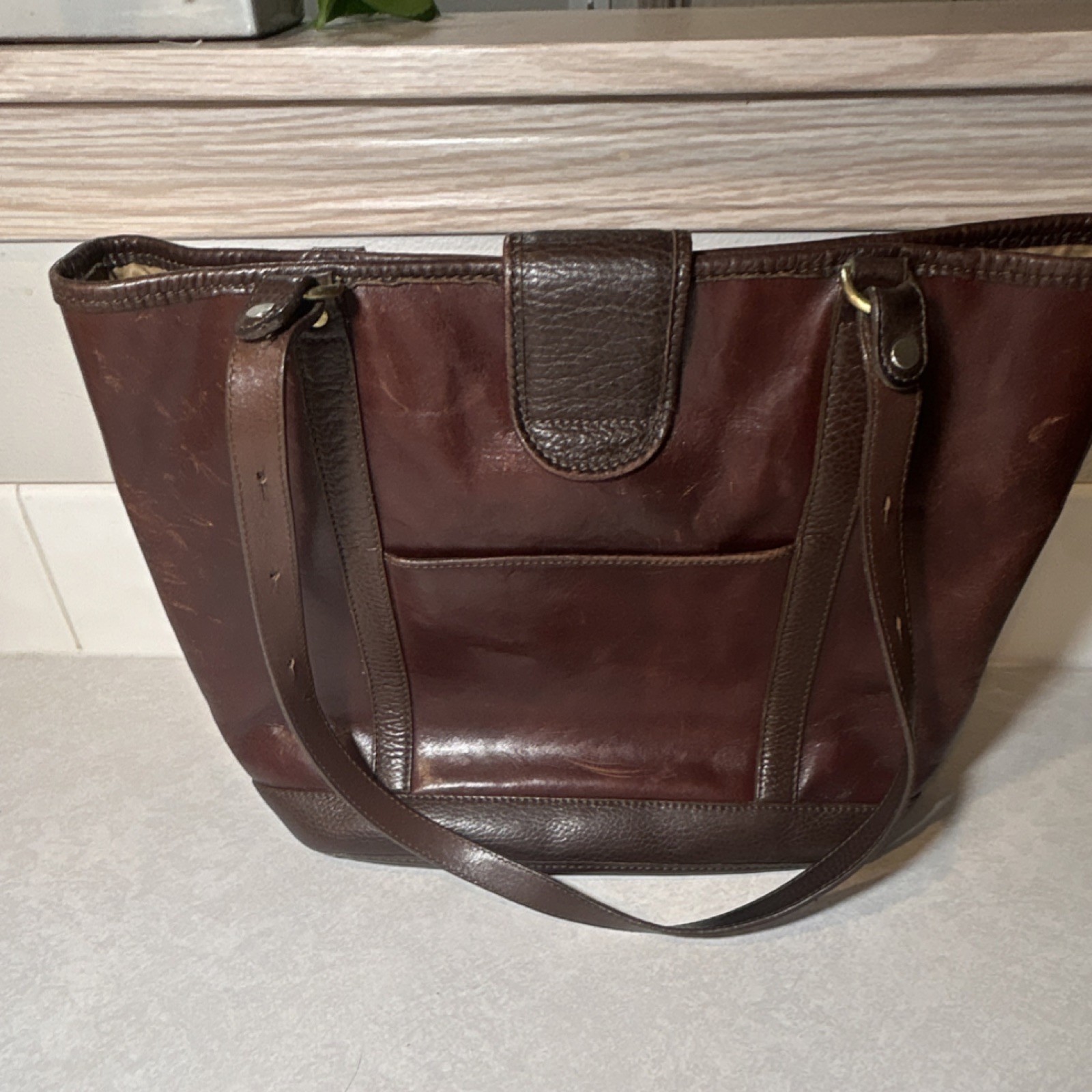 Brahmin Burgundy Tote Shoulder Bag Logo & Strap Accent Gold Hardware Snap