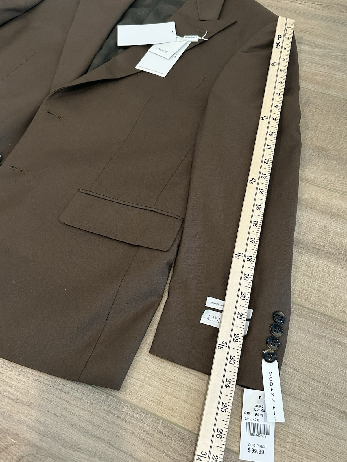 Lineage PerformanceMens Sport Coat Blazer Brolive Modern Fit 42S NWT