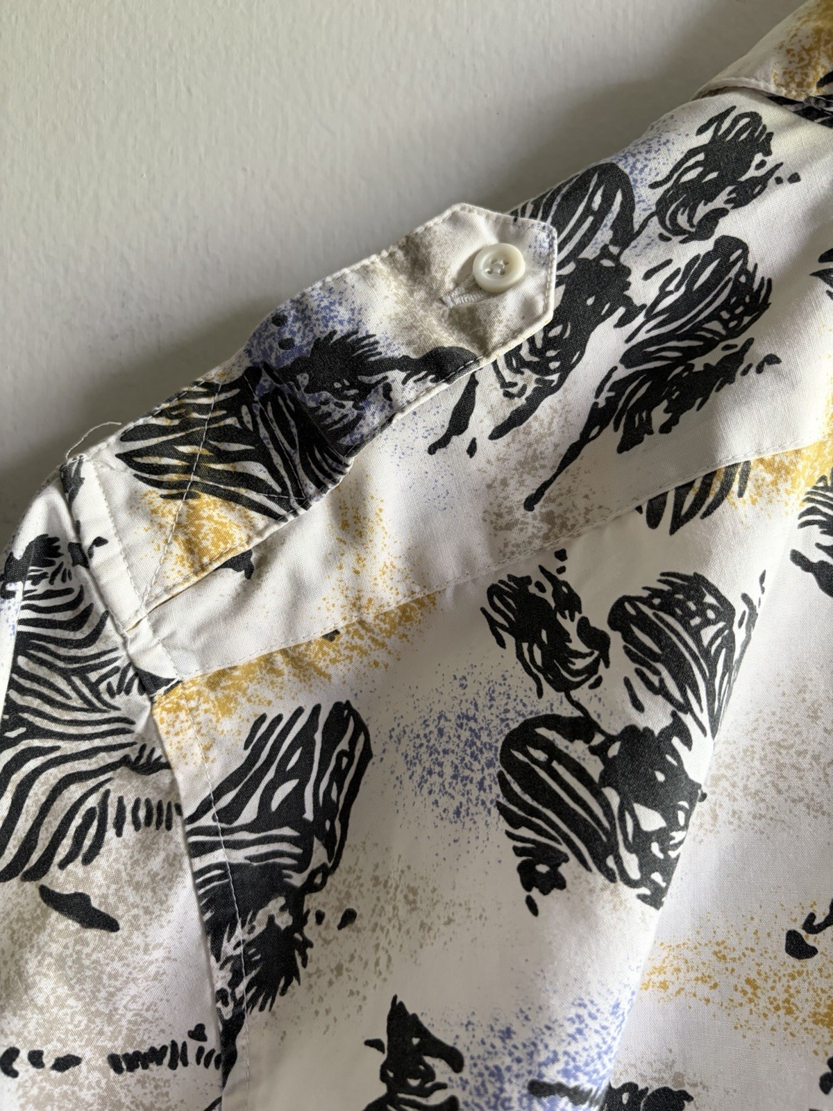 Vintage 80s 90s Diane Von Furstenberg Zebra Shirt Large DVF Safari Button Up SS