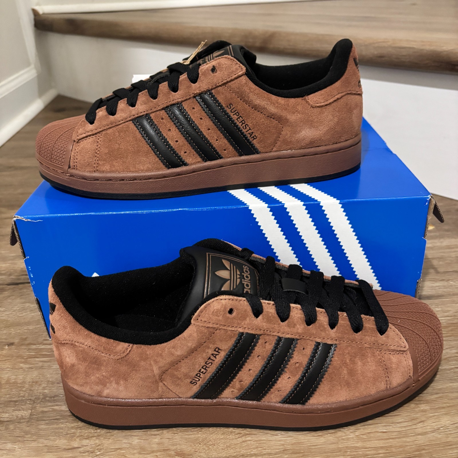 Adidas Superstar Men’s Athletic Shoes Brown Black Footwear Sneakers
