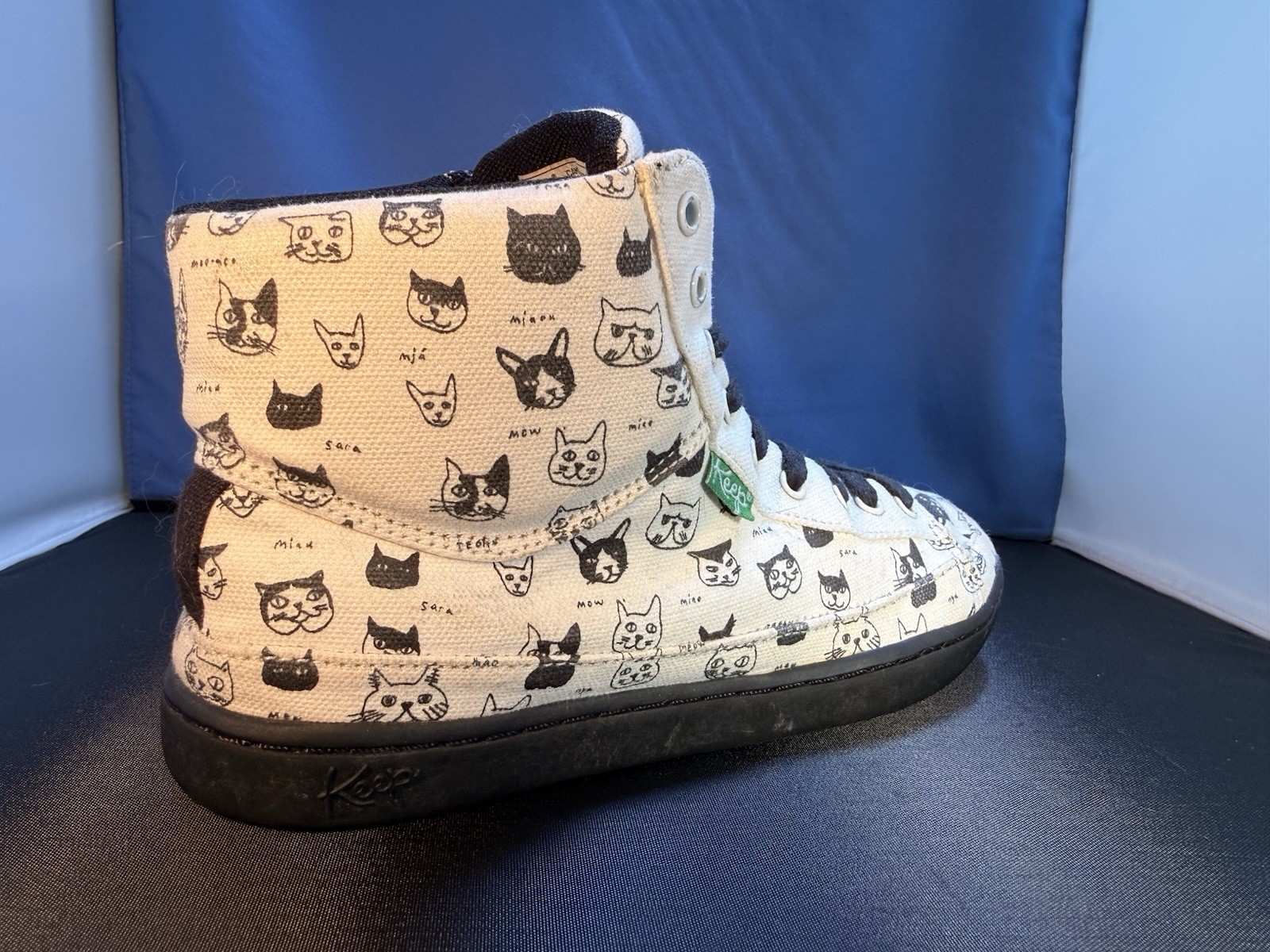 Keep Brand Tegan and Sara’s Hi Top Guerra Cat Print Shoes • Size US Women’s 5