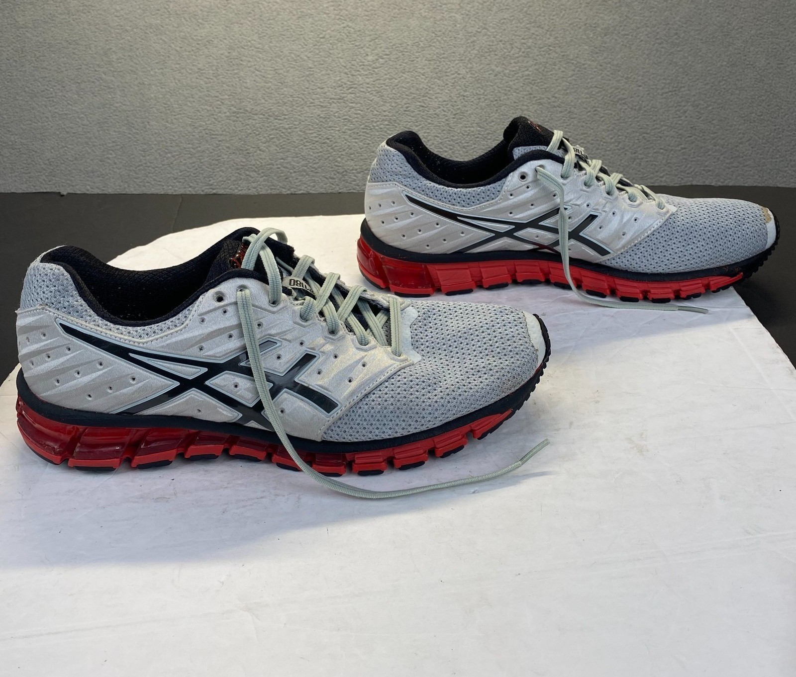 Asics Gel-Quantum 180 Shoes Mens 9.5 Gray Running Trainer Sneakers Athletic