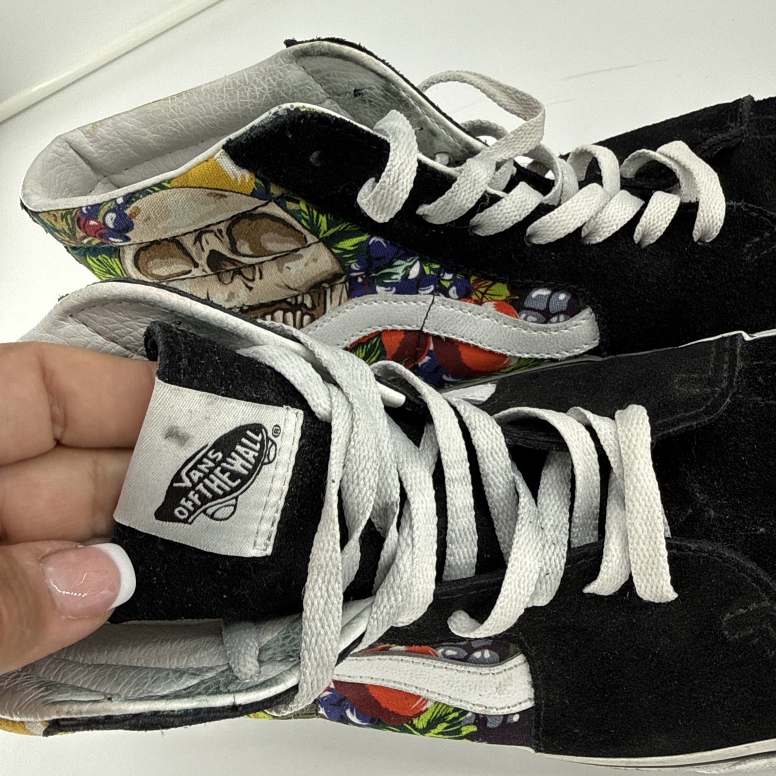 VANS Sk8 Hi Fruit Skull Skeleton Black White Striped Shoe Unisex Sz M 9.5 /W 11