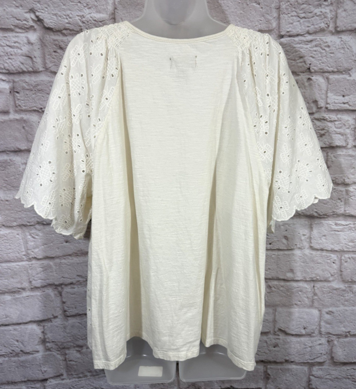 LOGO Lori Goldstein 1X Eyelet Top Ivory Scallop Trim Cotton Cottagecore Coastal