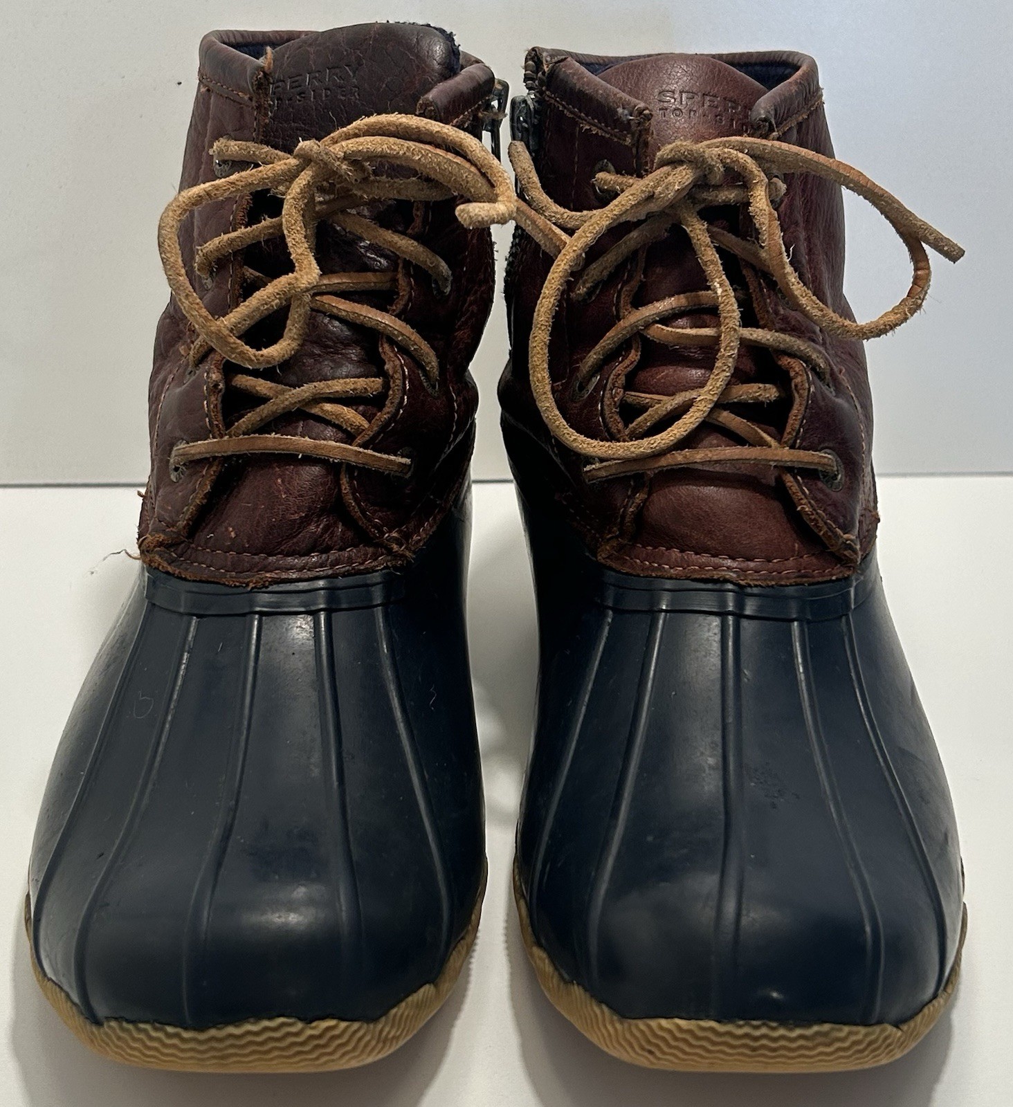 Sperry waterproof Rubber boot blue/brown size 8.5 closure zipper and lace-up