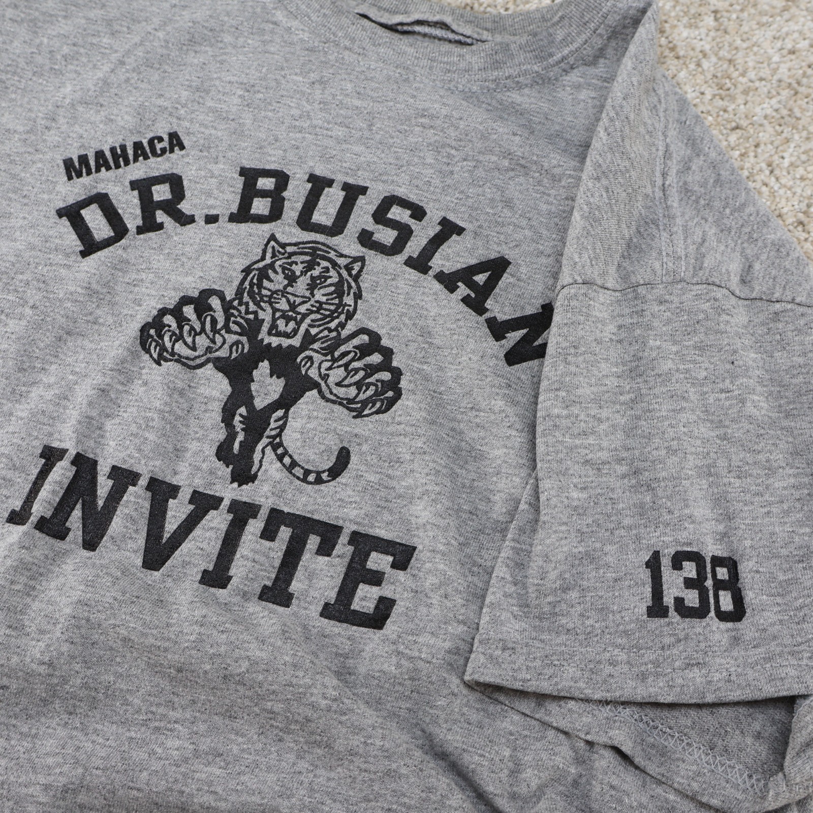 Gildan DryBlend T-Shirt Gray Short Sleeve Size Medium (see photo for flaw)