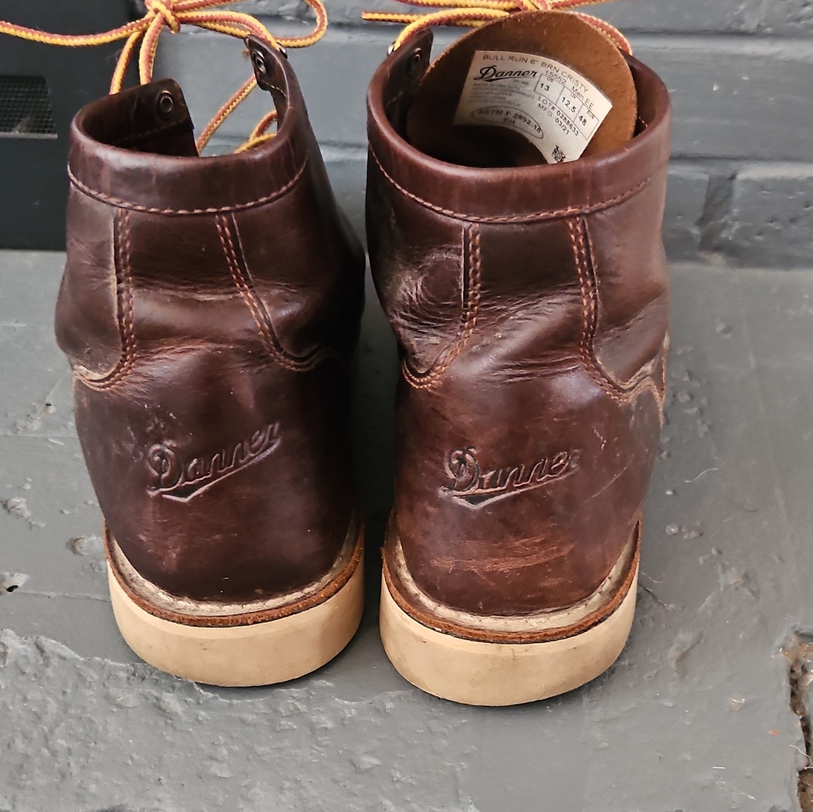Danner Men’s Brown Leather Work Boots sz 13 wide Round Toe Lace-Up US 13 EE EH