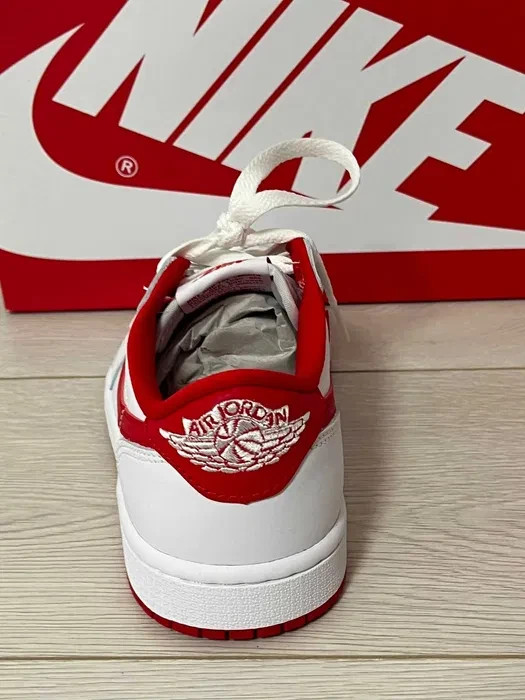 Size 5.5 – Air Jordan 1 Retro OG Low University Red