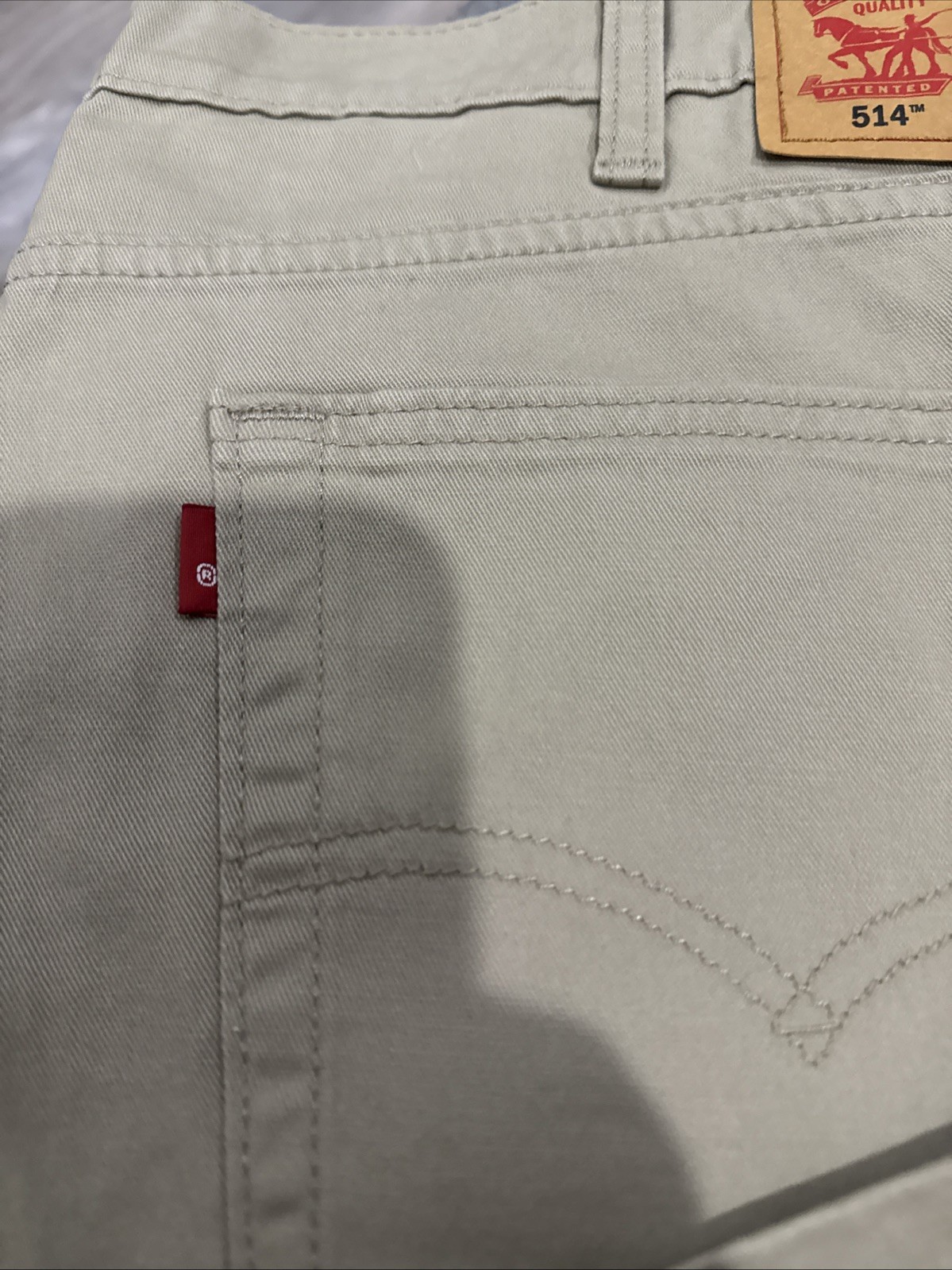 Levi’s Men’s 514 Straight Stretch Jean Tan Size 40×30 Sits Below Original Tan