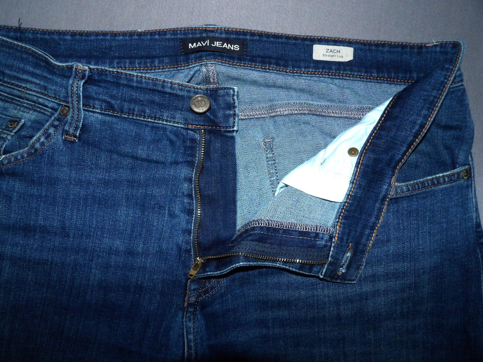 MAVI Medium Wash Stretch ZACH Straight Leg Denim Jeans Men’s 38 X 30