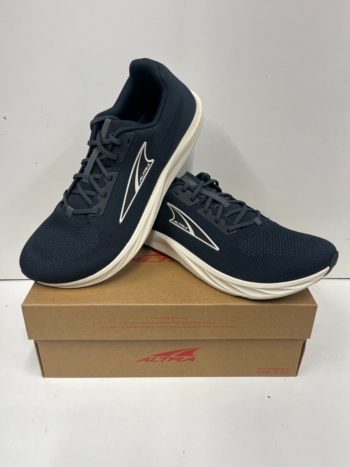 Altra Escalante 4 — Men’s Running Shoes — NEW