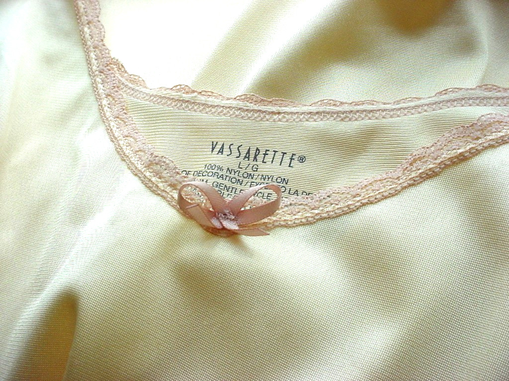 Vintage Vassarette Camisole Size Large Satiny Yellow Stretch Nylon Tan Lace M826