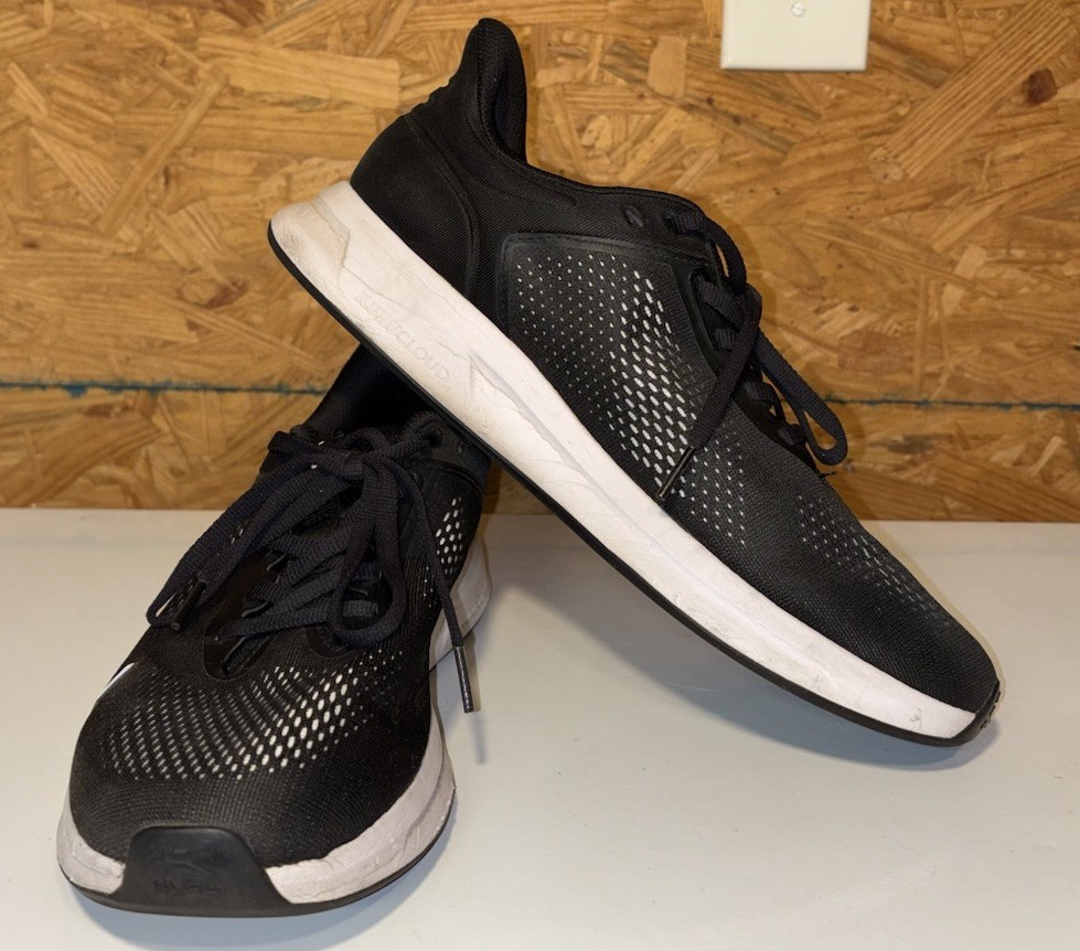 KURU ATOM Mens Size 10 Black Running Walking Shoes Athletic Comfort Sneakers
