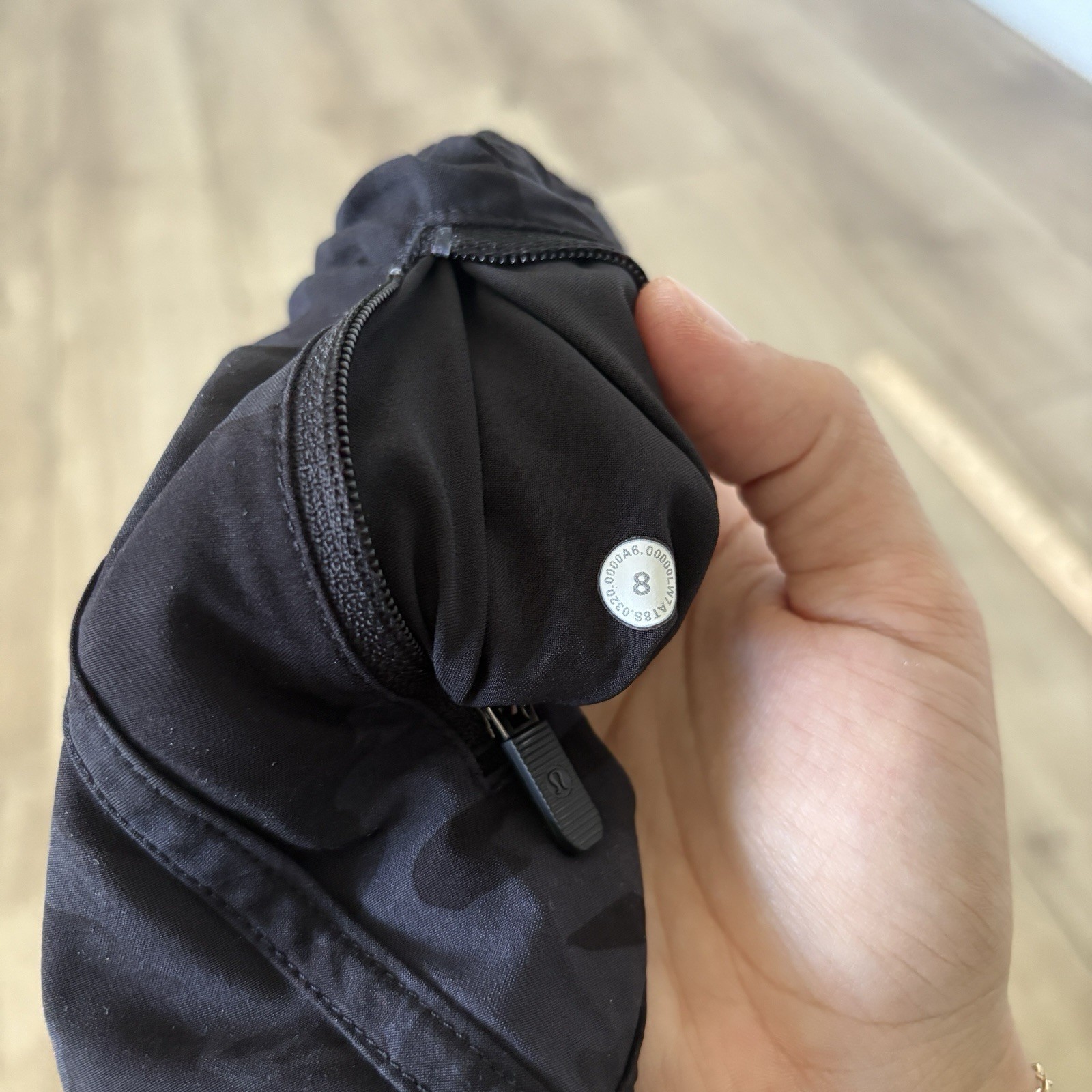 Lululemon Tracker Shorts V 4” Heather Lux Camo Black Low Rise Size 8 (W7AT8S)