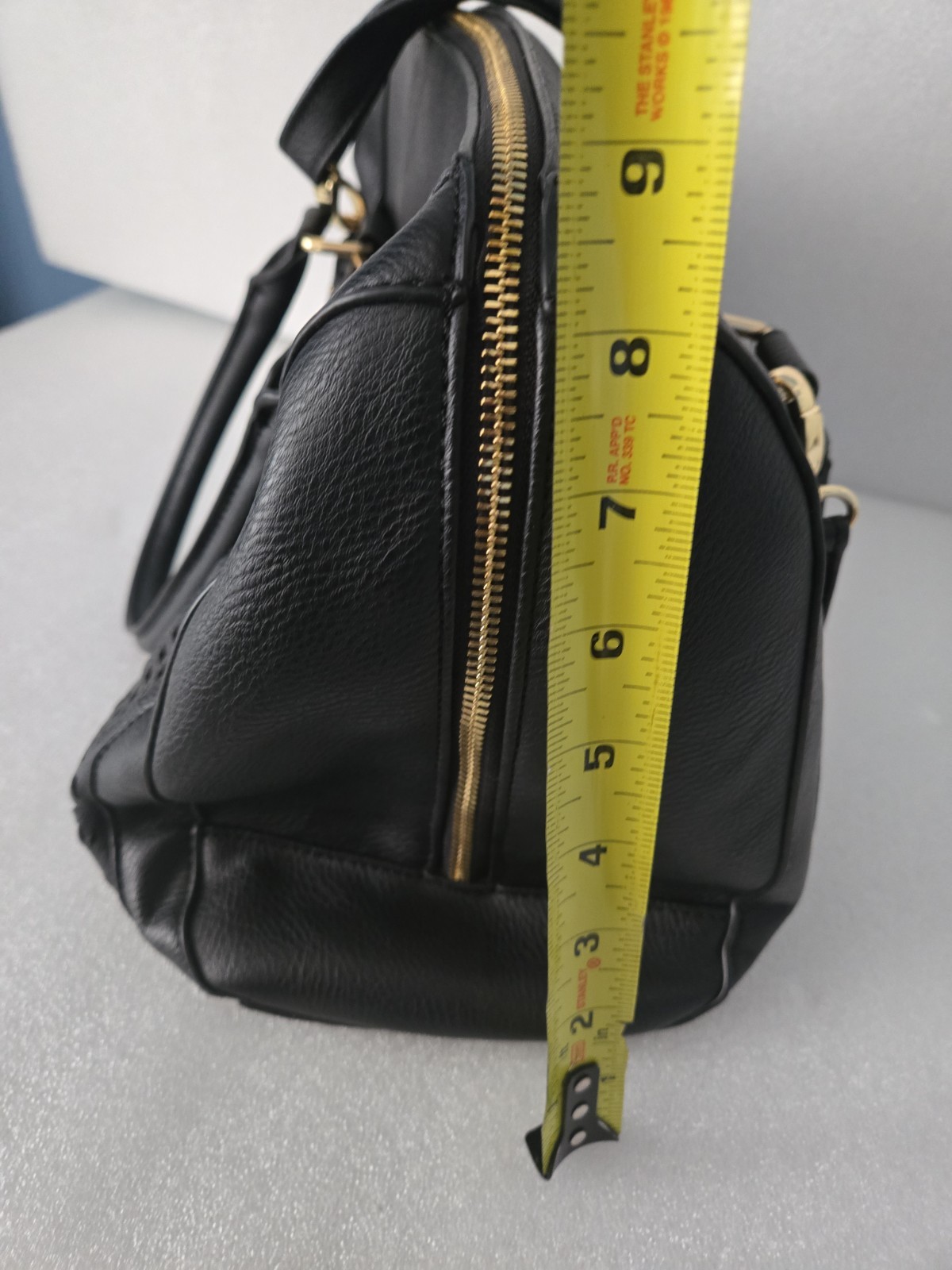 Apt. 9 Black Shoulder Bag Zipper Golden Accents Adjustable Strap Outer Pockets