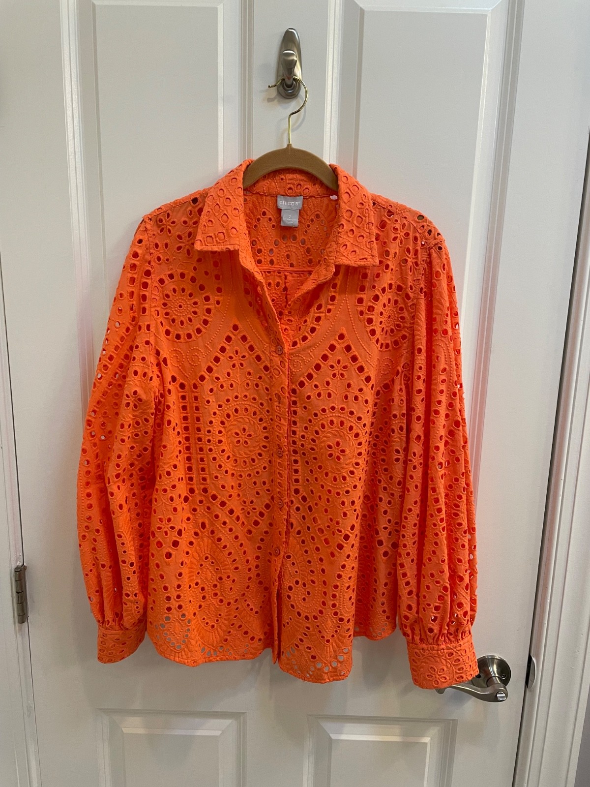 Chicos long sleeve women’s Eyelet Blouse Citrus Orange color SZ 2 US 12/14