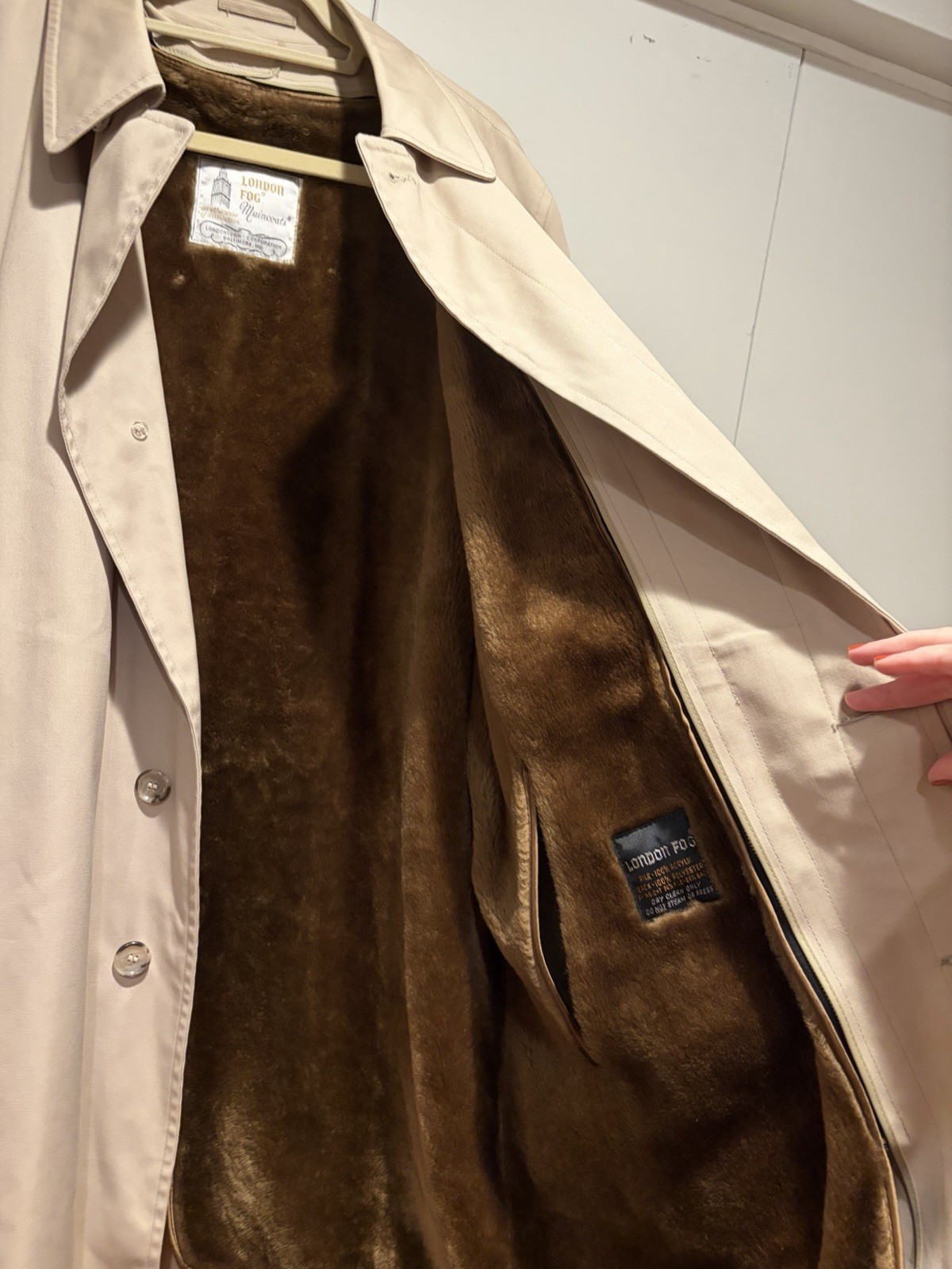 London Fog Maincoats Men’s Trench Coat Beige Canvas removable Faux Fur Lining 44