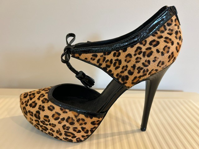 Charles David Stiletto High Heels Size 11