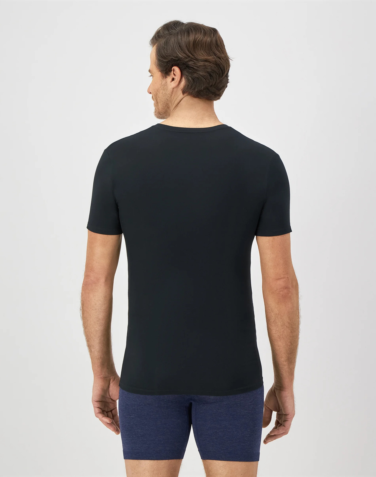 Hanes Perfect Flex Men’s Tee, Black V-Neck Undershirt, 1-Pack