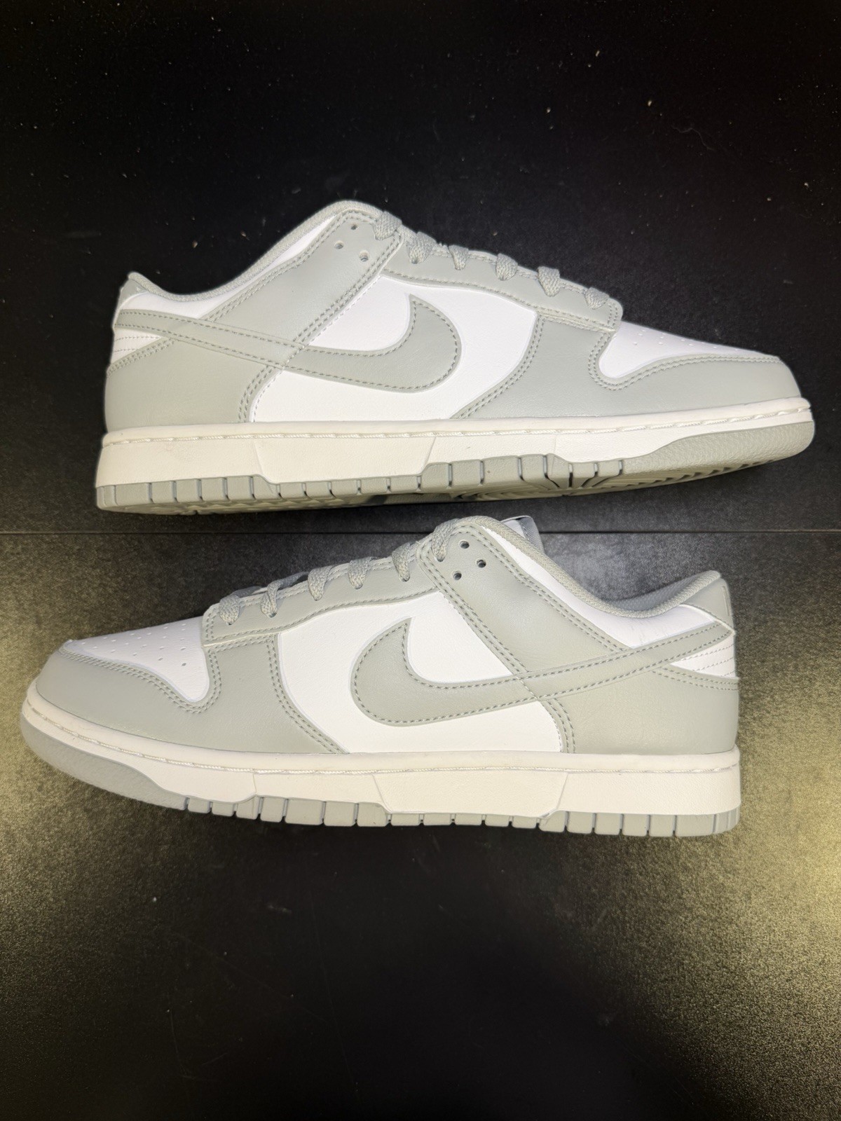 SIZE: 9M Nike Dunk Low White/Light Smoke Grey Leather Lace Up Low Top Men’s