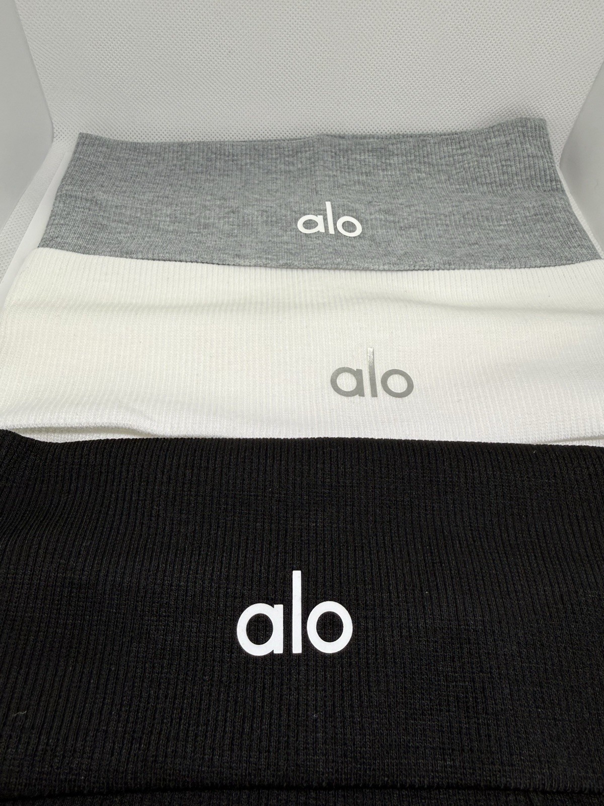 Headbands 3-Pack –Black/White/Gray Soft ribbed New In Bag