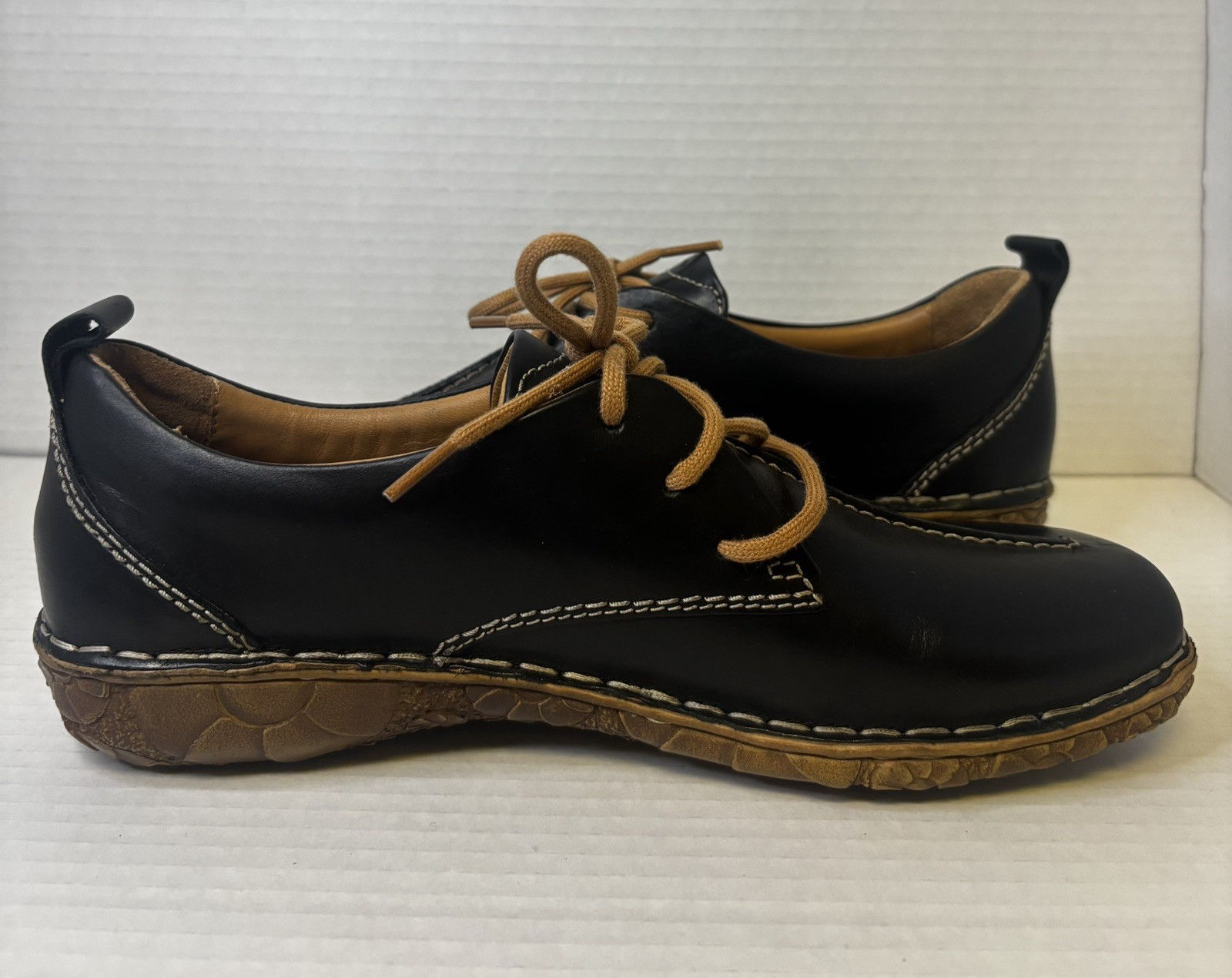 Josef Seibel Rosalie 50 Leather Oxford Shoe Black Surf EU 38 Women’s 7.5 US