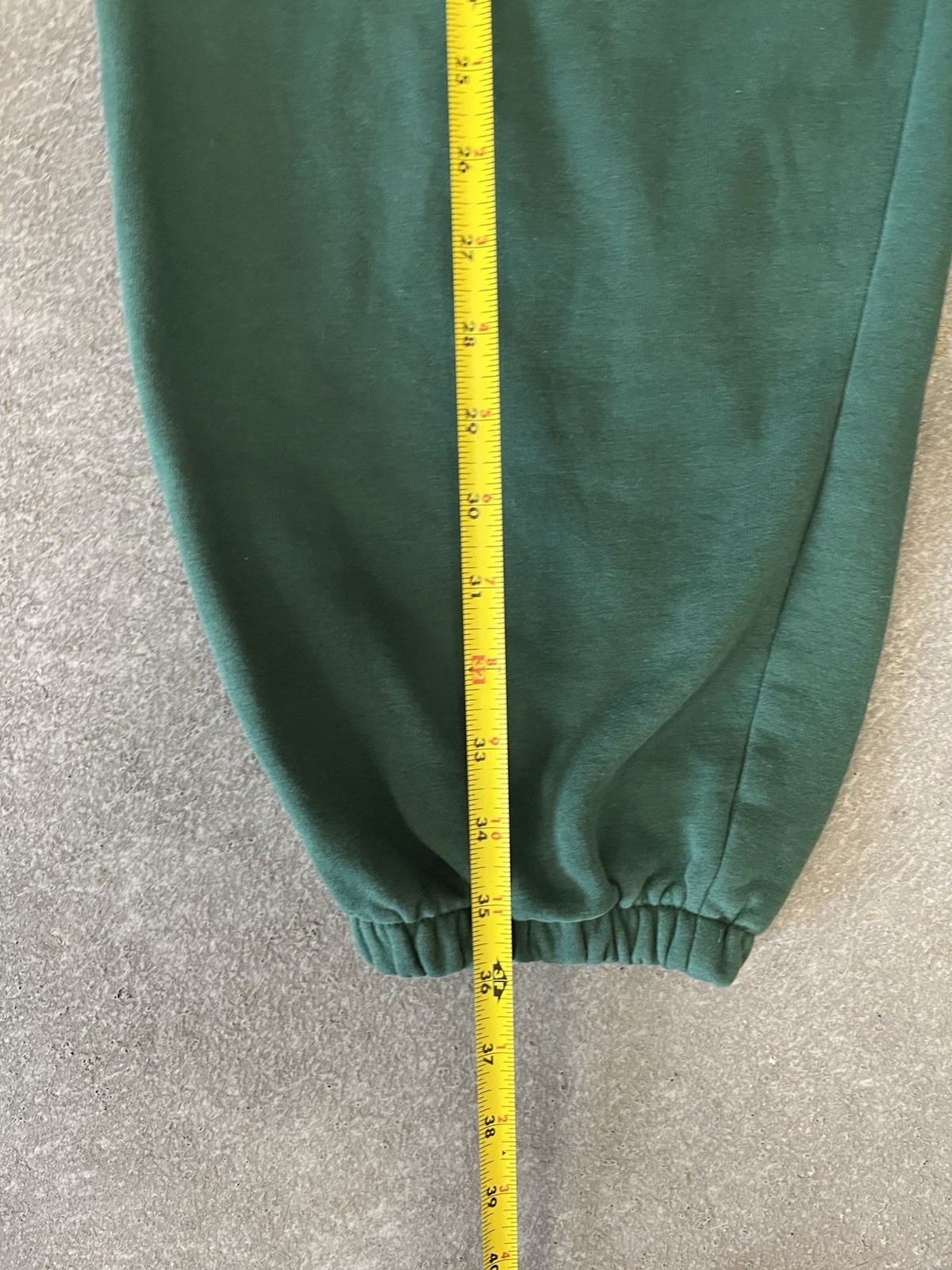 H&M Stranger Things Green Fleece Sweatpants Elastic Waist Drawstring Pockets S