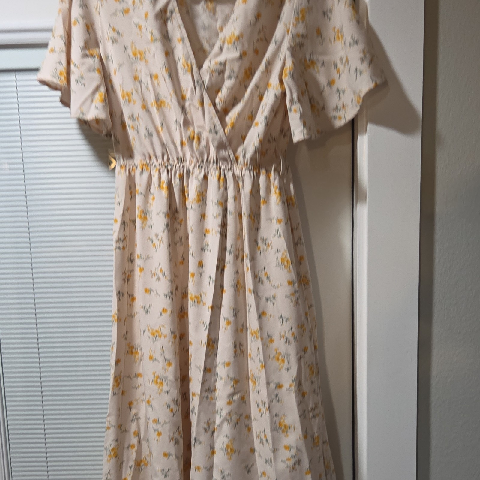 SHEIN Womens Sundress Floral V-Neck Short Sleeve Long Dress Size M Ivory